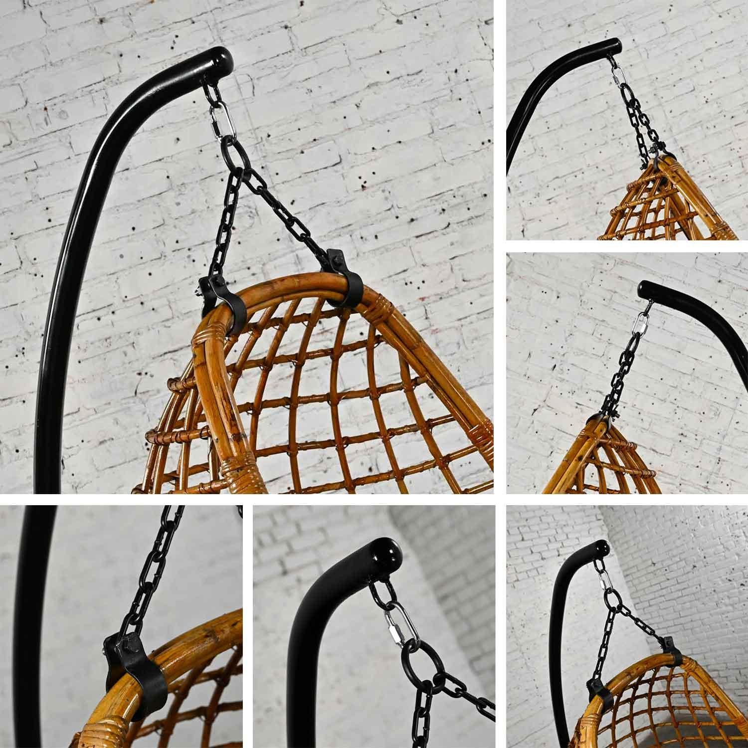 Mid-Century Modern Wicker Rattan Hanging Basket Chair & Black Painted Stand 8