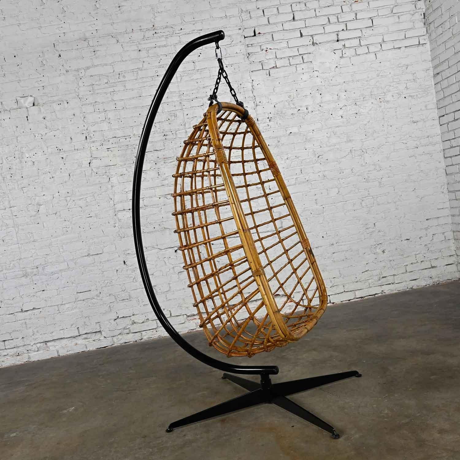 Mid-Century Modern Wicker Rattan Hanging Basket Chair & Black Painted Stand 1