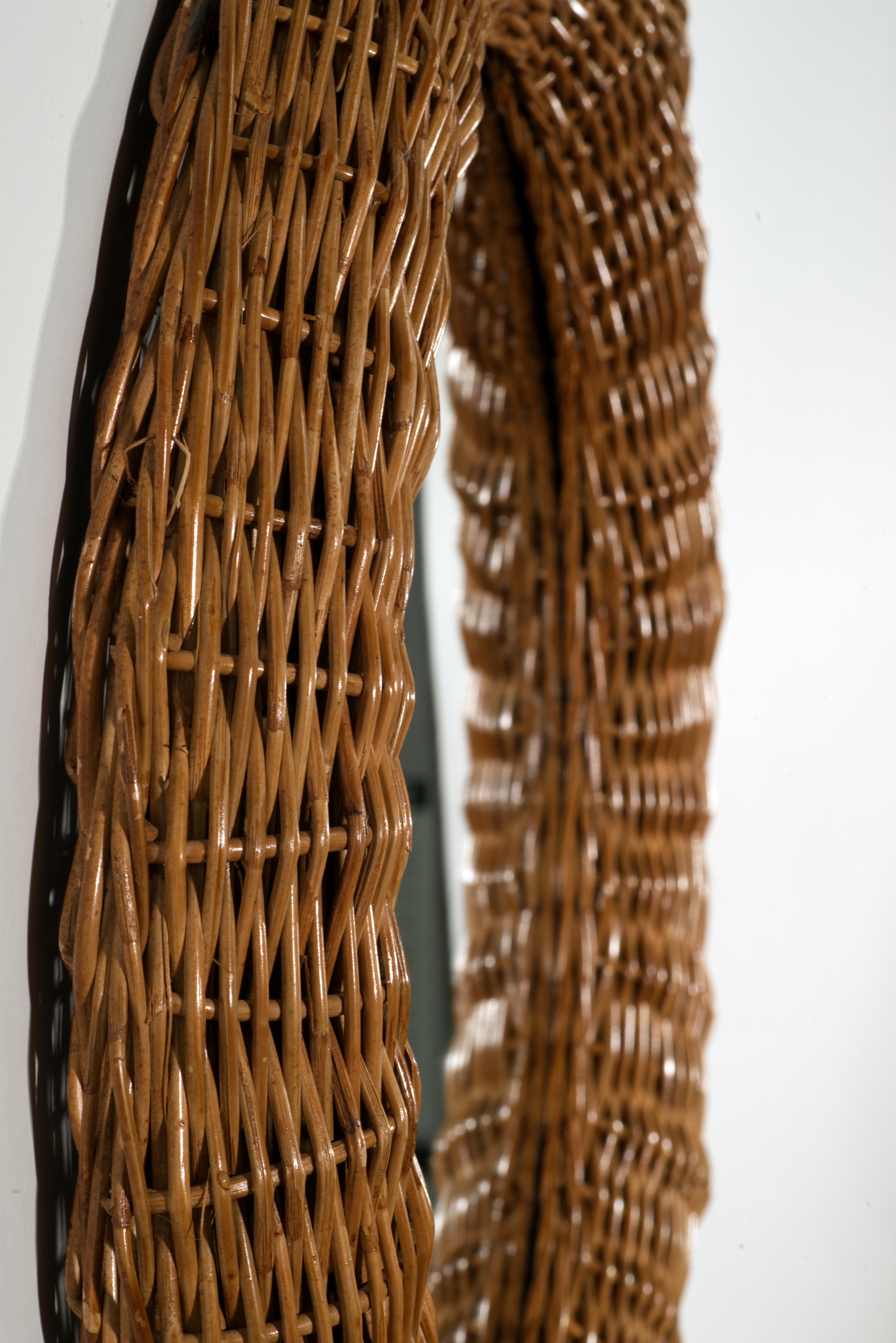 Runder Wandspiegel aus Korbweide-Rattan, Französischer Landhausstil, Mid-Century Modern im Zustand „Gut“ im Angebot in Clifton Springs, NY