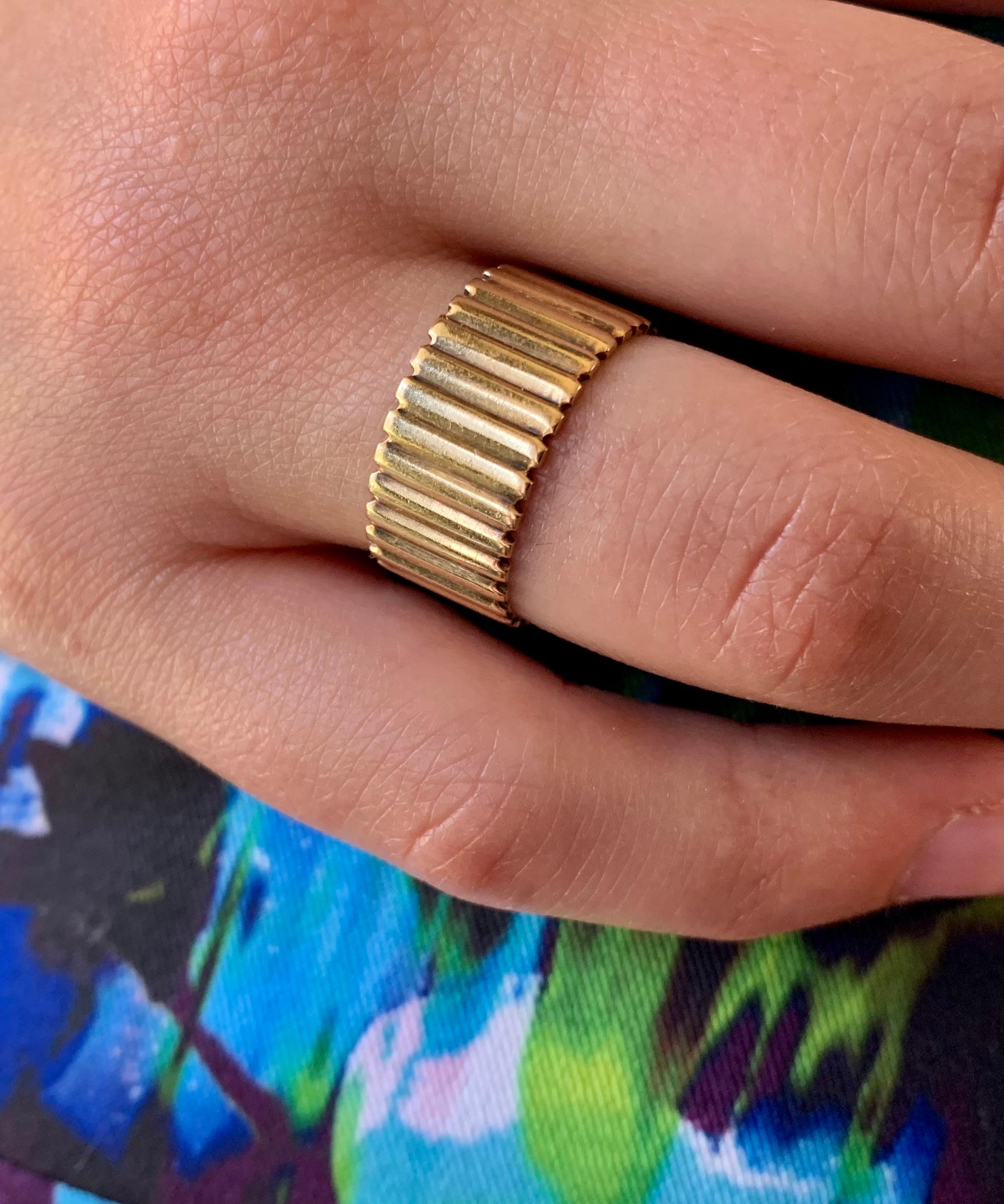 Mid-Century Modern Wide Cigar Band Ring, 14K Yellow Gold Classic Reed Design 5