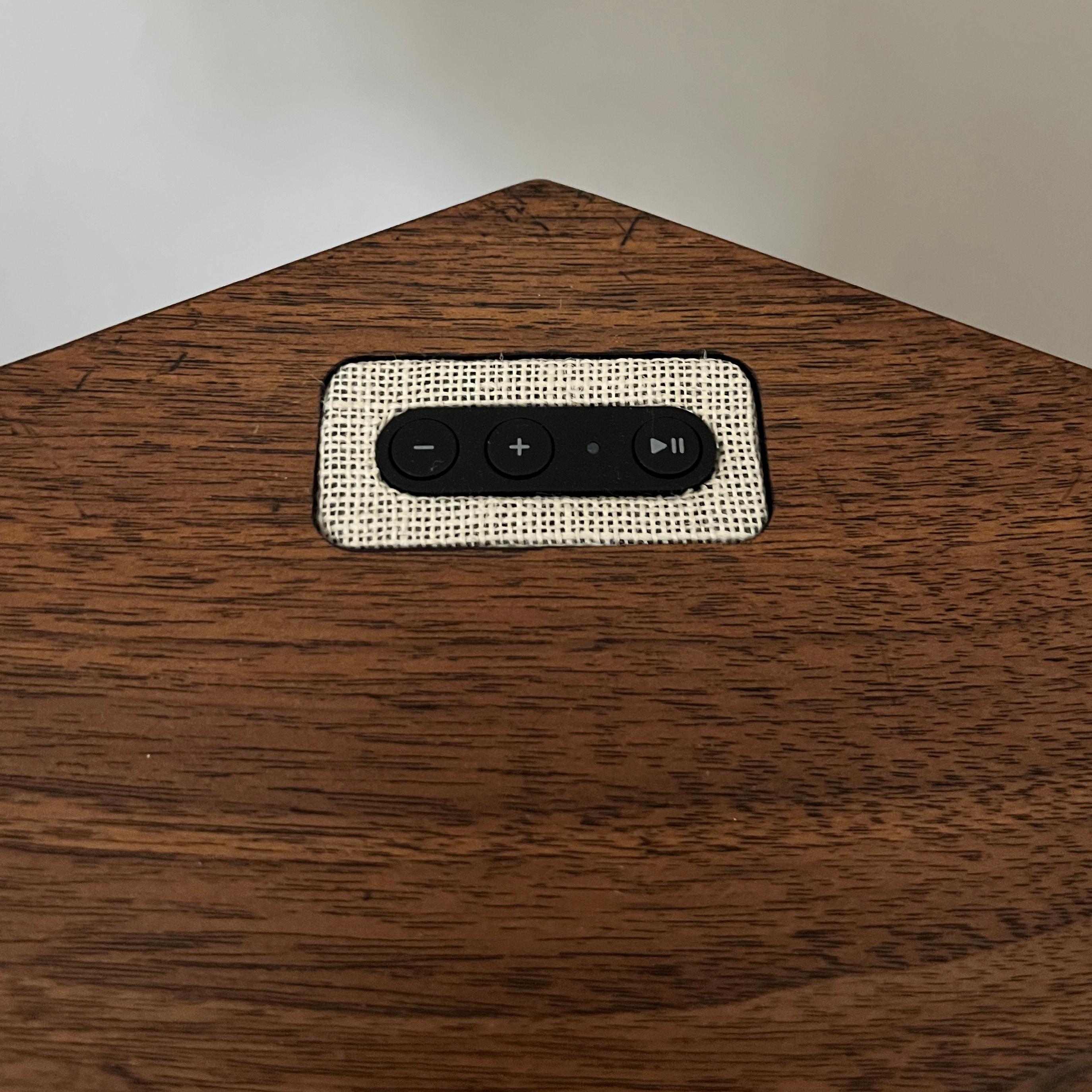 Moderner Wifi-Spiegel aus der Mitte des Jahrhunderts: Bose 901 Redux (amerikanisch) im Angebot