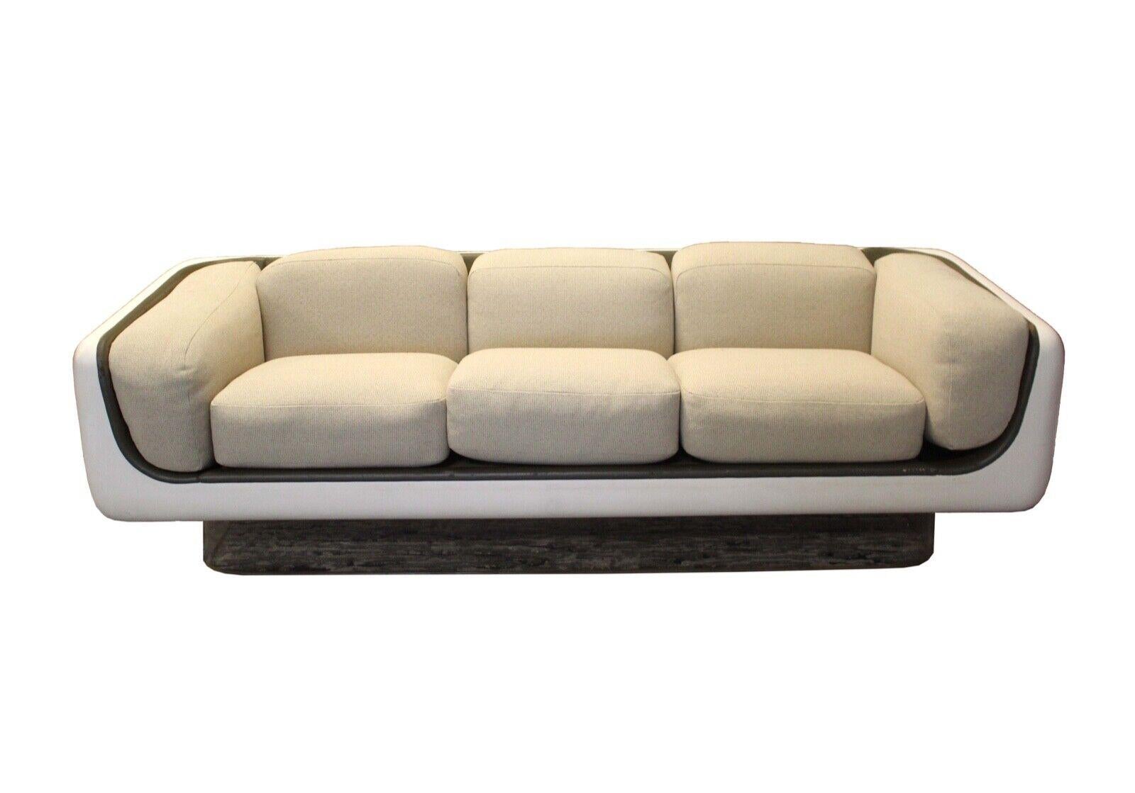 Le Shoppe Too presents this rare complete set (can also be purchased seperately by William Andrus for Steelcase, chic and cool, fiberglass floating sofa on a Lucite base and pair of matching chairs. The set is in great condition except for the