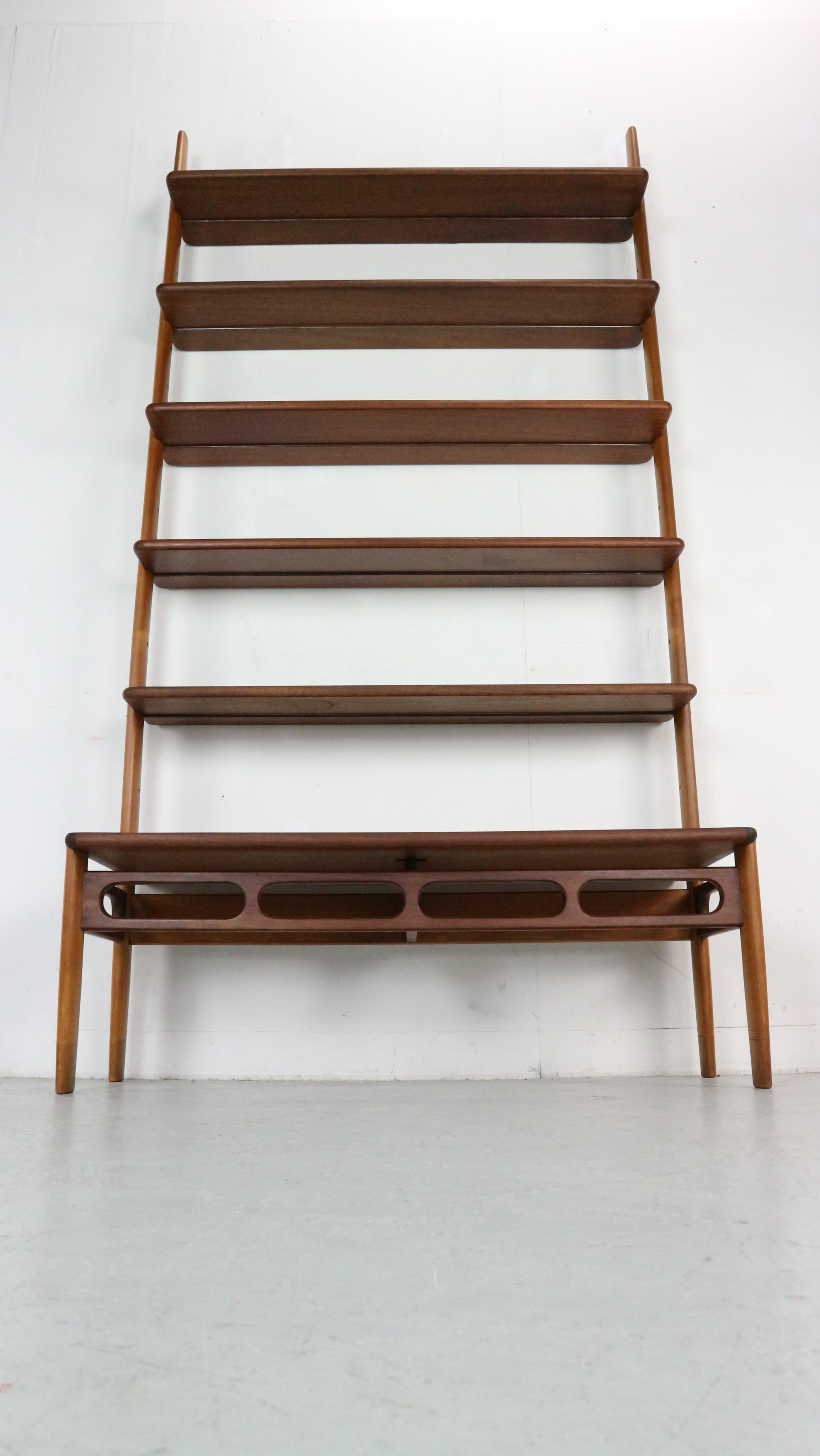 Mid-Century Modern William Watting Modular Wall System, 1960s the Netherlands In Good Condition In The Hague, NL