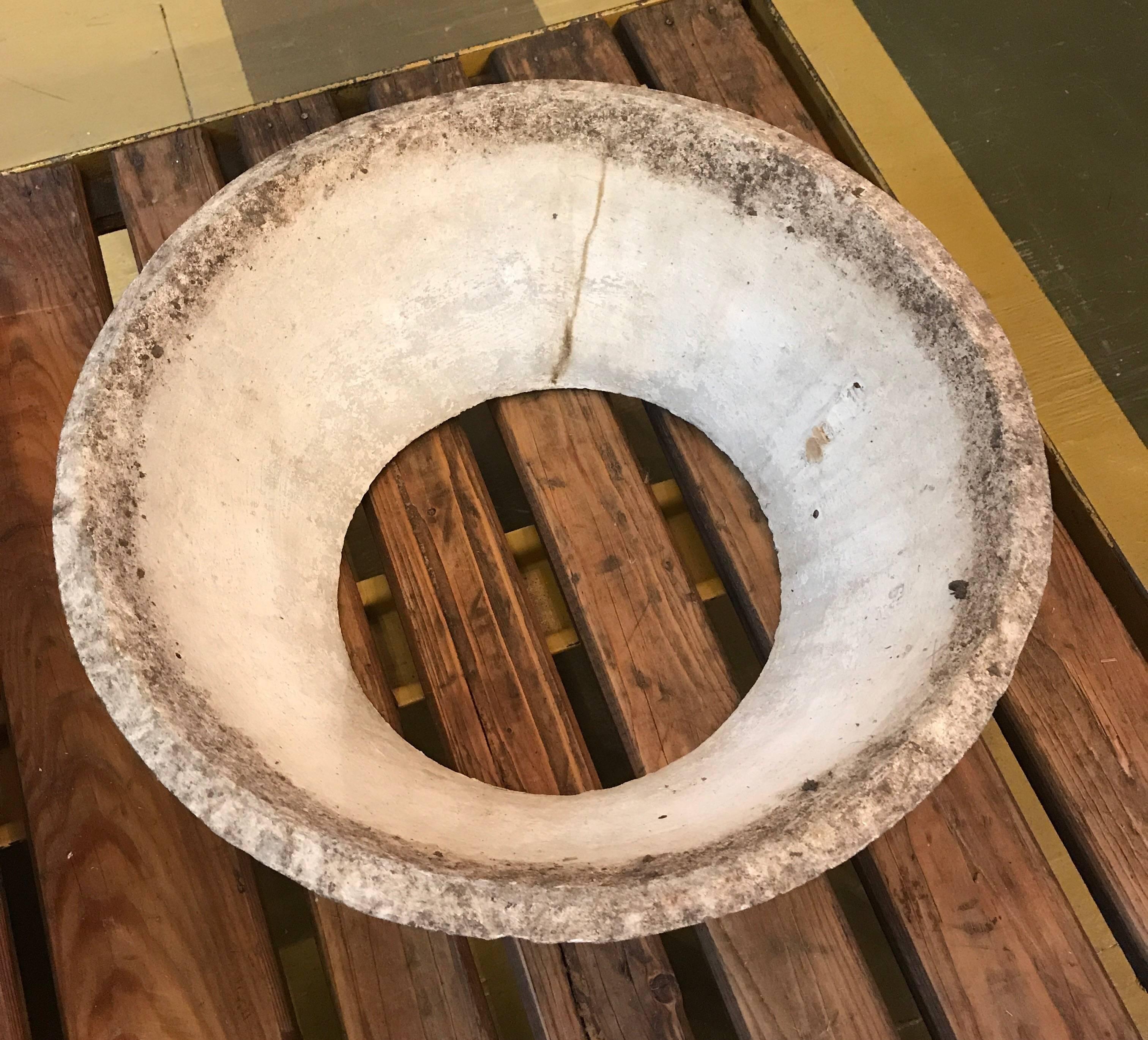 Mid-Century Modern Willy Guhl Fiber Cement Saucer Planter on Stand, circa 1950 1