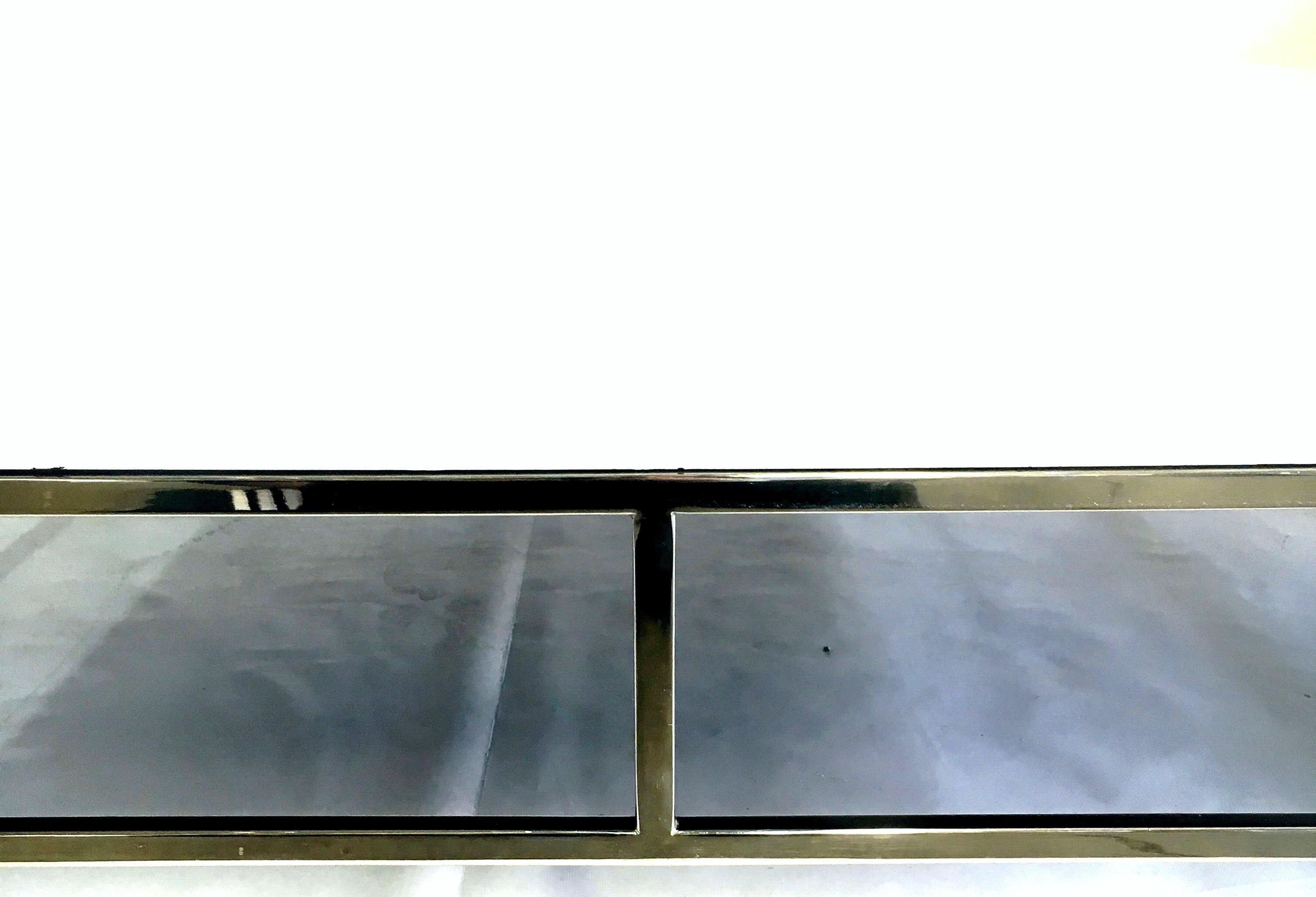 Mid-20th Century Modern Willy Rizzo Style Lacquered and Chrome Lucite Table For Sale 3