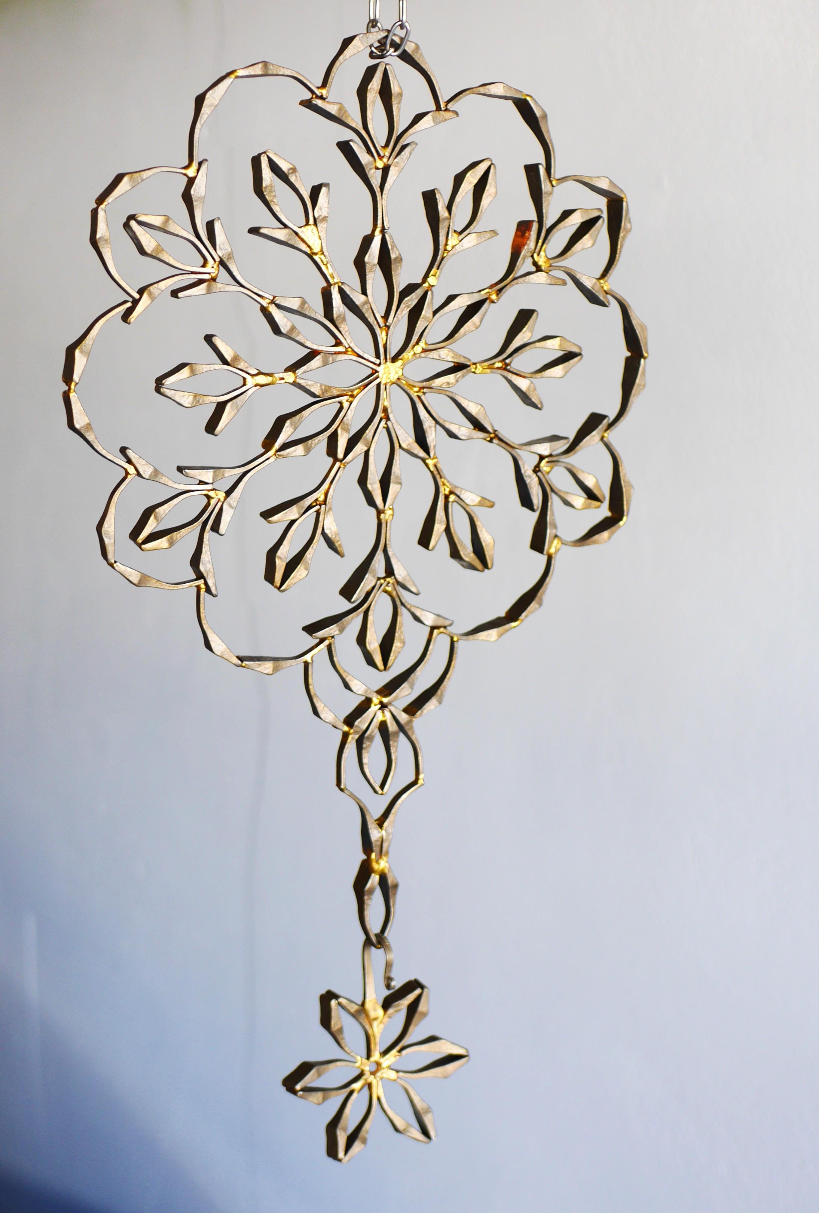 Ciondolo decorativo in metallo a forma di finestra, moderno e di metà secolo In condizioni buone in vendita a Skarpnäck, SE