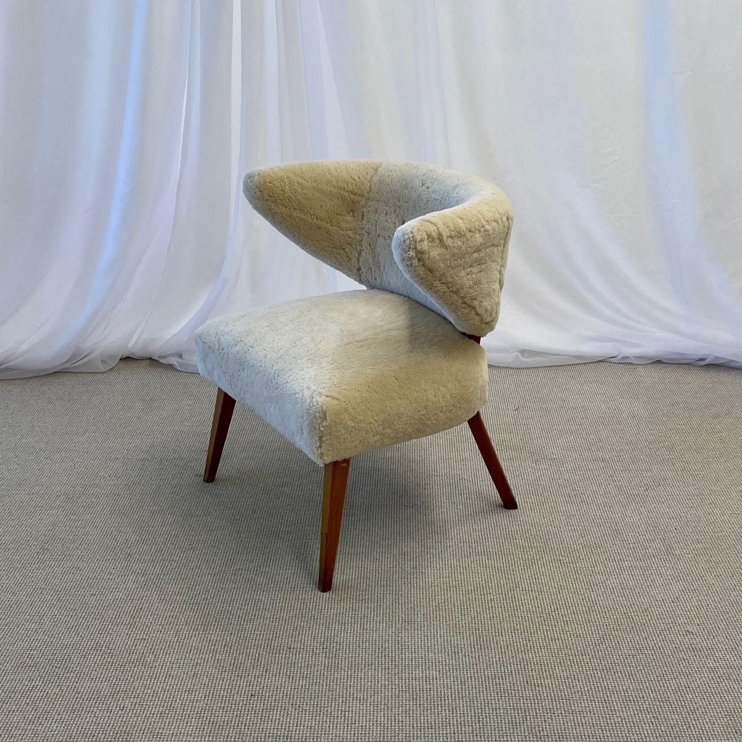 Mid-Century Modern wing / slipper chair, Otto Schultz style, newly upholstered Sheepskin
 
Beautiful sheepskin lounge chair in a cozy genuine beige sheepskin upholstery. Similar in form to works by Scandinavian designer Otto Schultz.
 
Beige