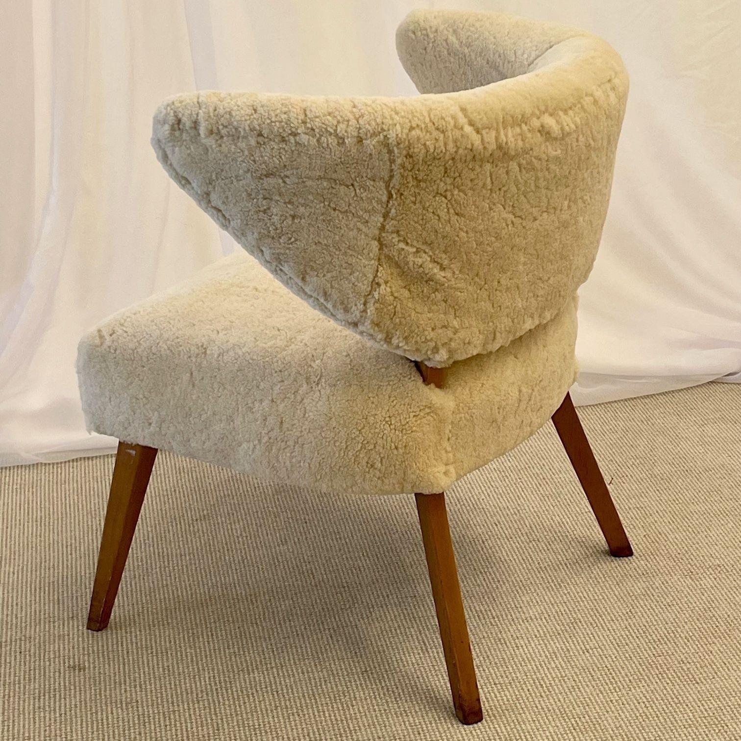 Mid-Century Modern Wing / Slipper Chair, Otto Schultz Style, Sheepskin In Good Condition In Stamford, CT
