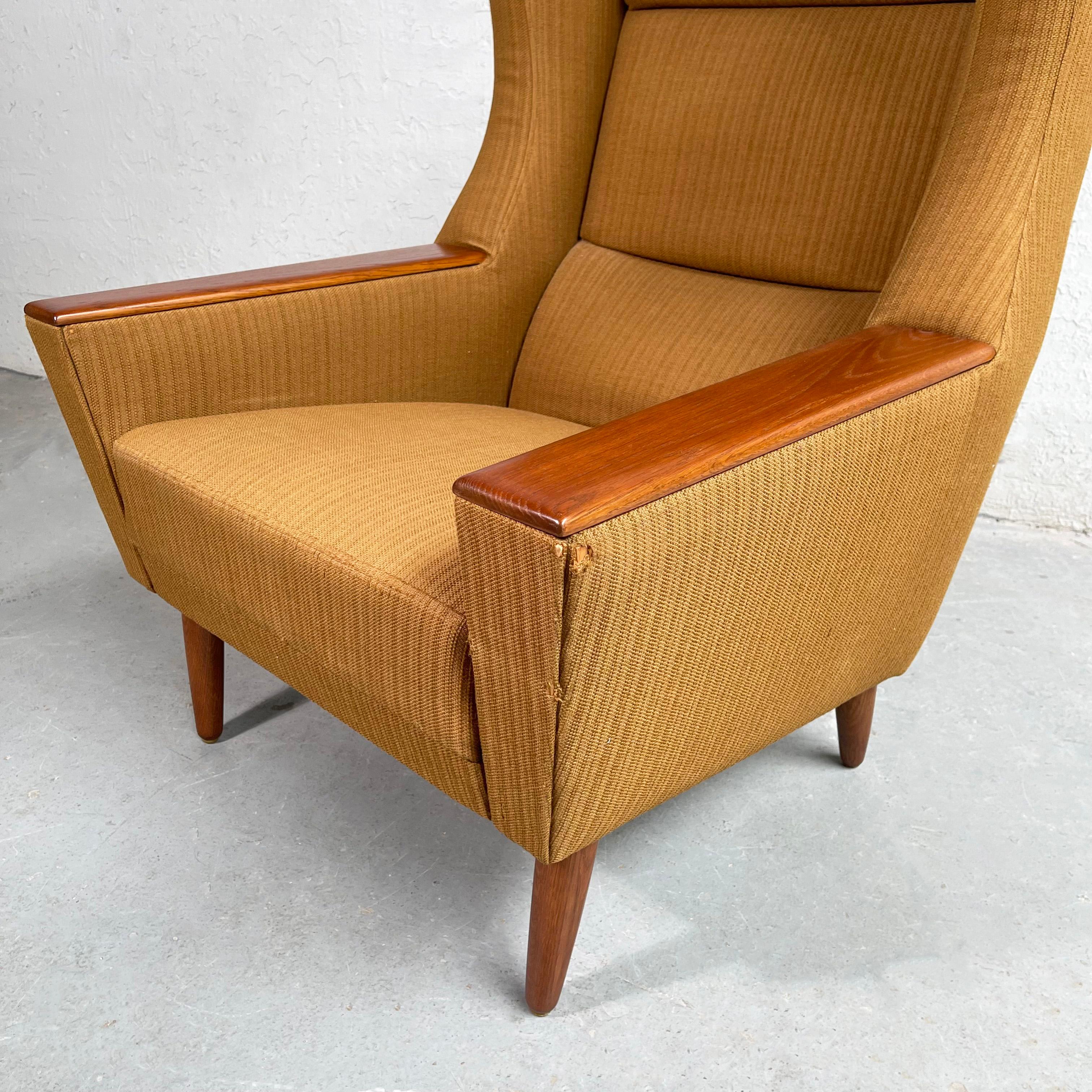 Fabric Mid Century Modern Wingback Lounge Chair For Sale
