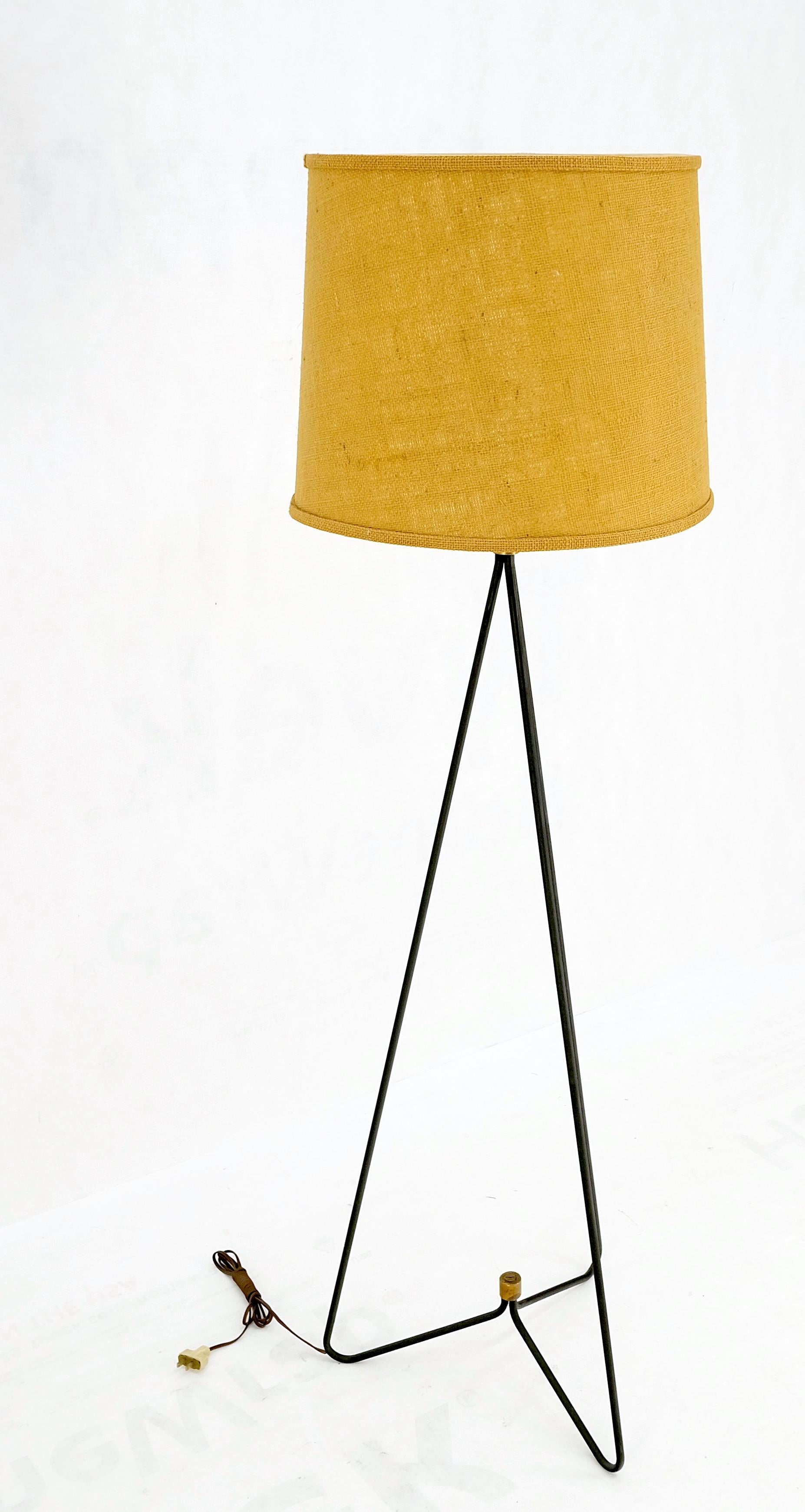 Mid-Century Modern Wire Tripod Base Brass Finial Floor Lamp For Sale 4