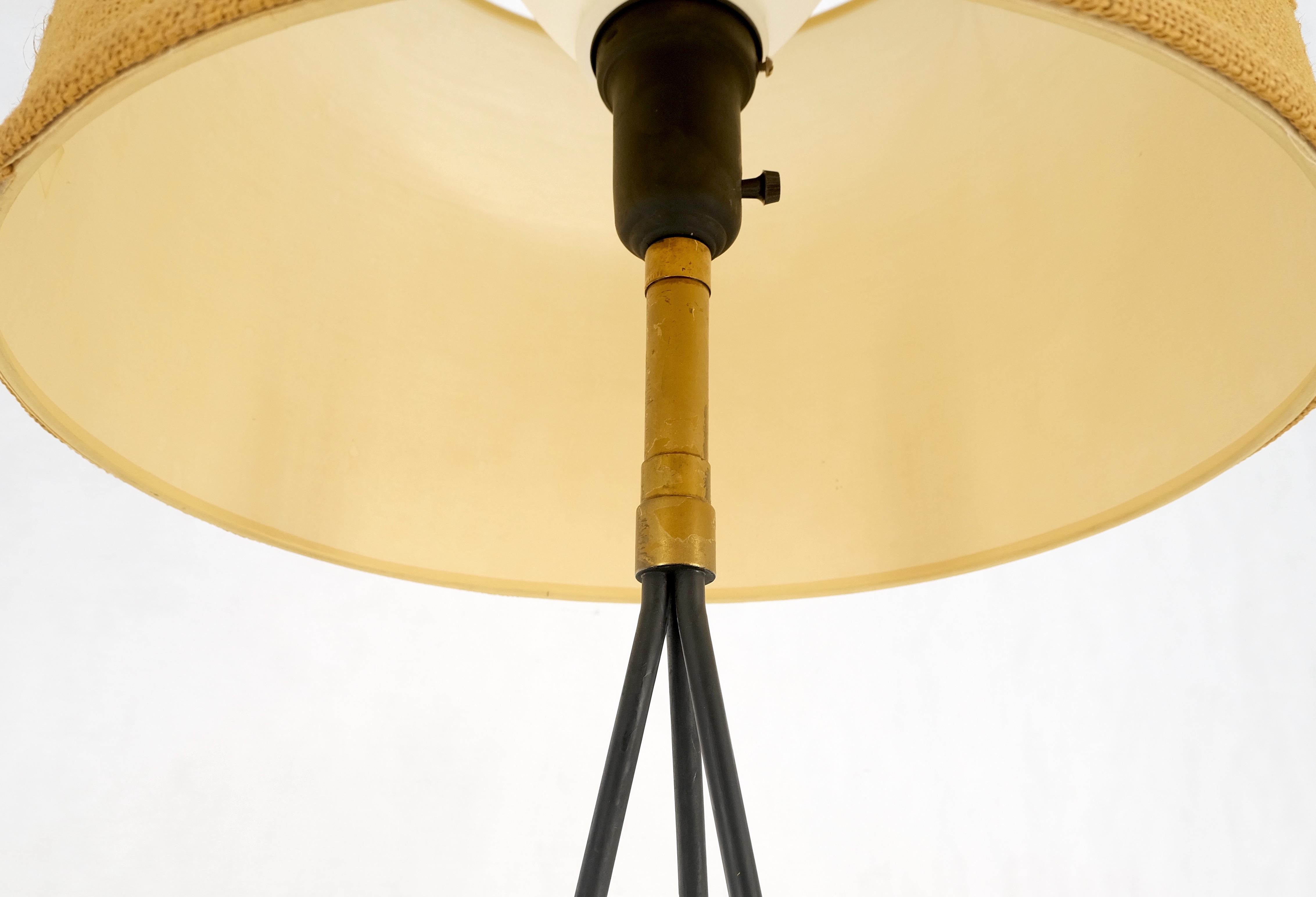20th Century Mid-Century Modern Wire Tripod Base Brass Finial Floor Lamp For Sale
