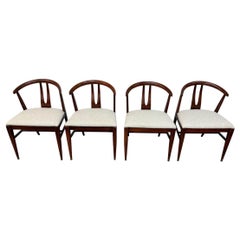 Mid-Century Modern Wishbone Dining Chairs - Set of 4