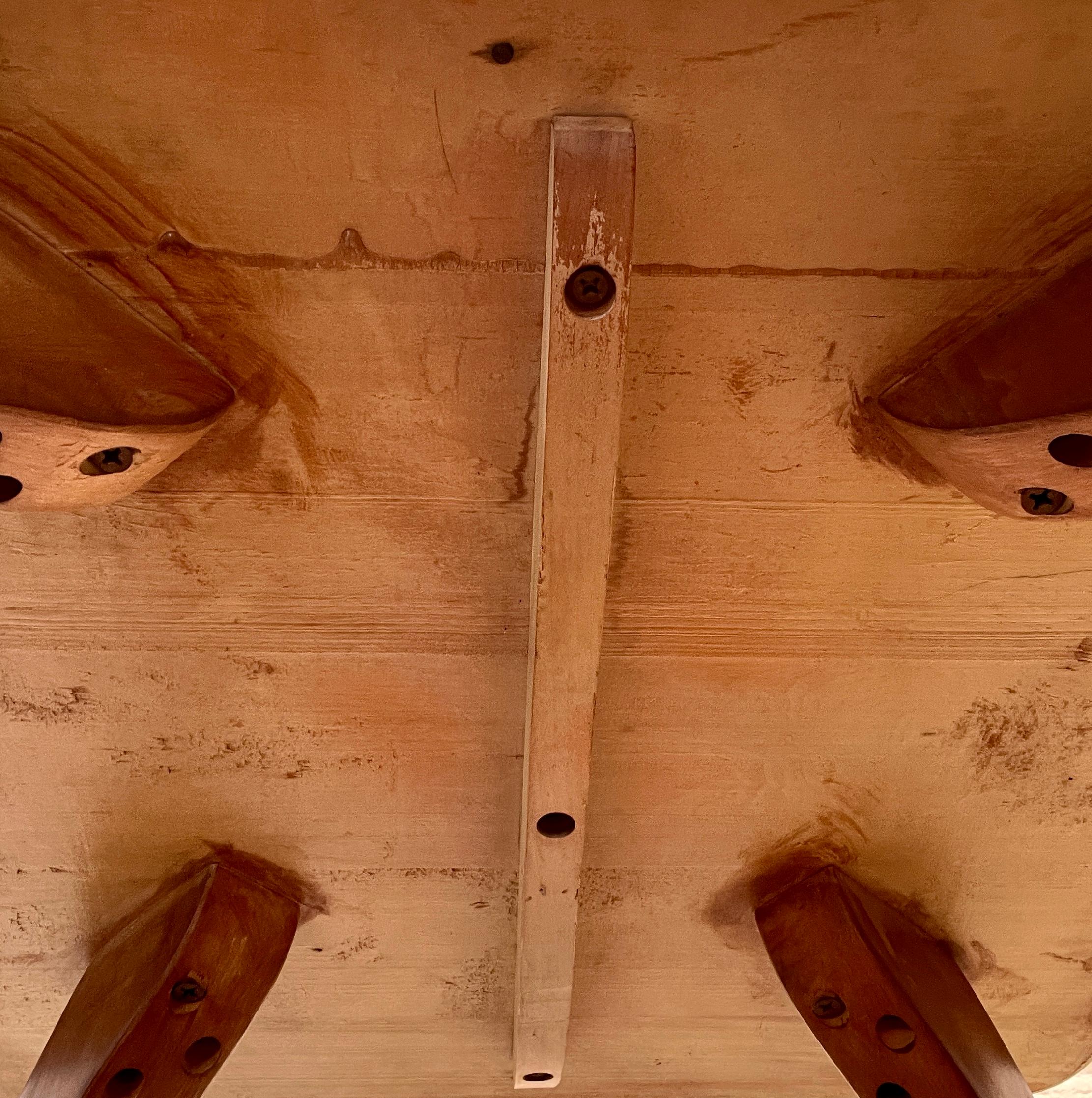 Table d'appoint Wishbone moderne du milieu du siècle par Heywood Wakefield en vente 4