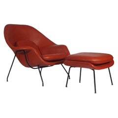 Mid-Century Modern Womb Chair and Ottoman by Eero Saarinen for Knoll in Leather