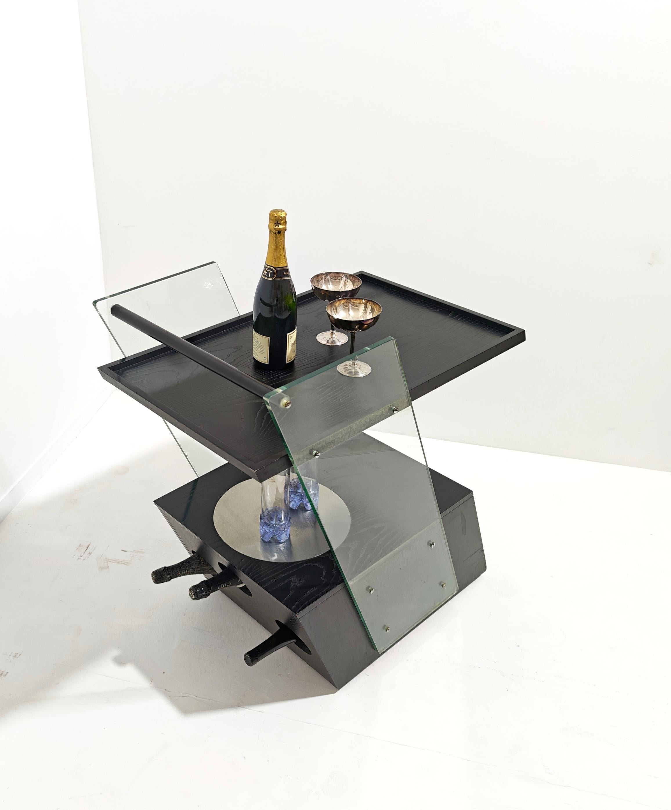 Mid-Century Modern Holz und Glas Rolling Bar Cart Design Italien 1970er Jahre (Moderne der Mitte des Jahrhunderts) im Angebot