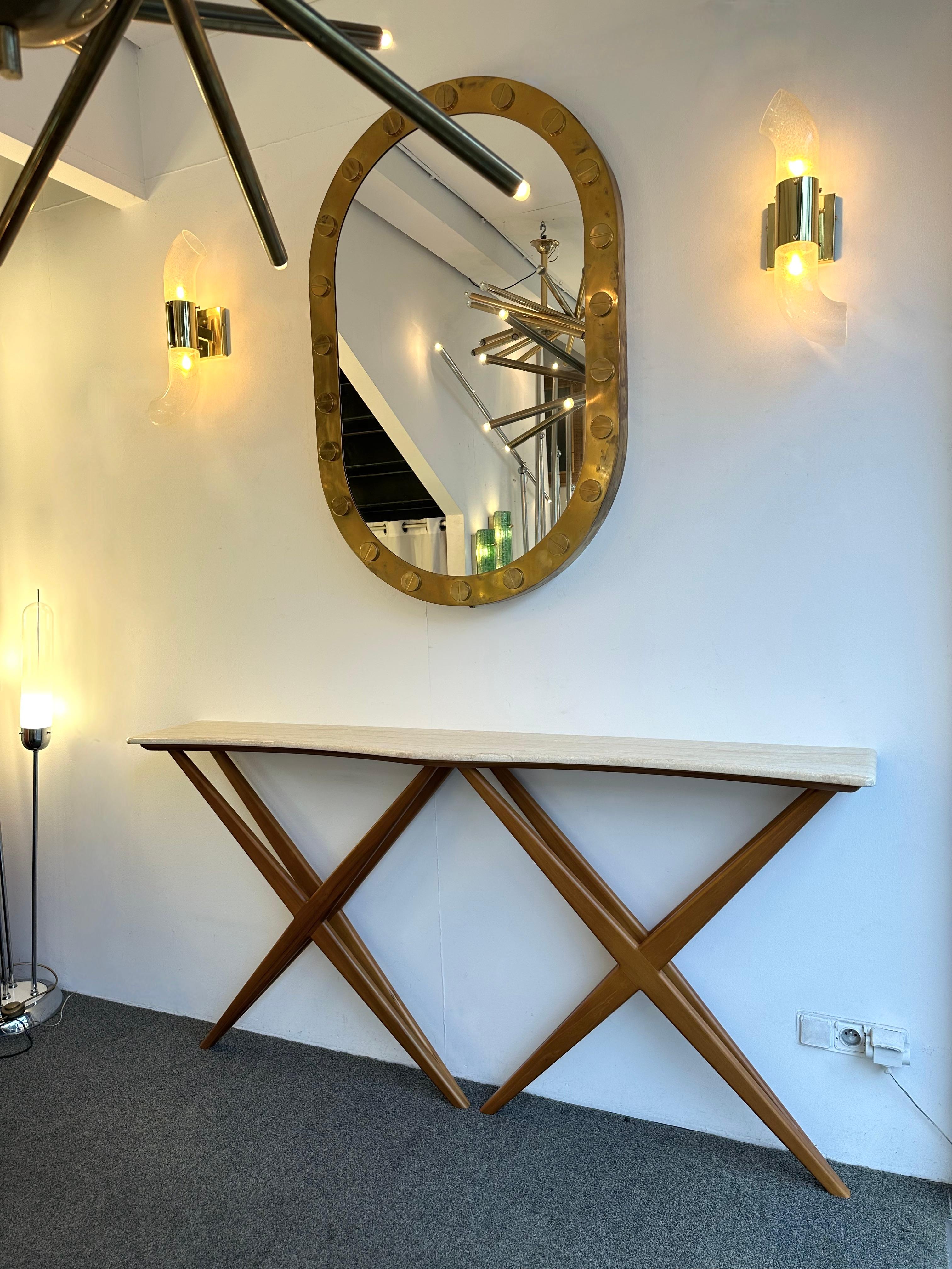 italien Table console en bois et marbre de style mi-siècle moderne. Italie