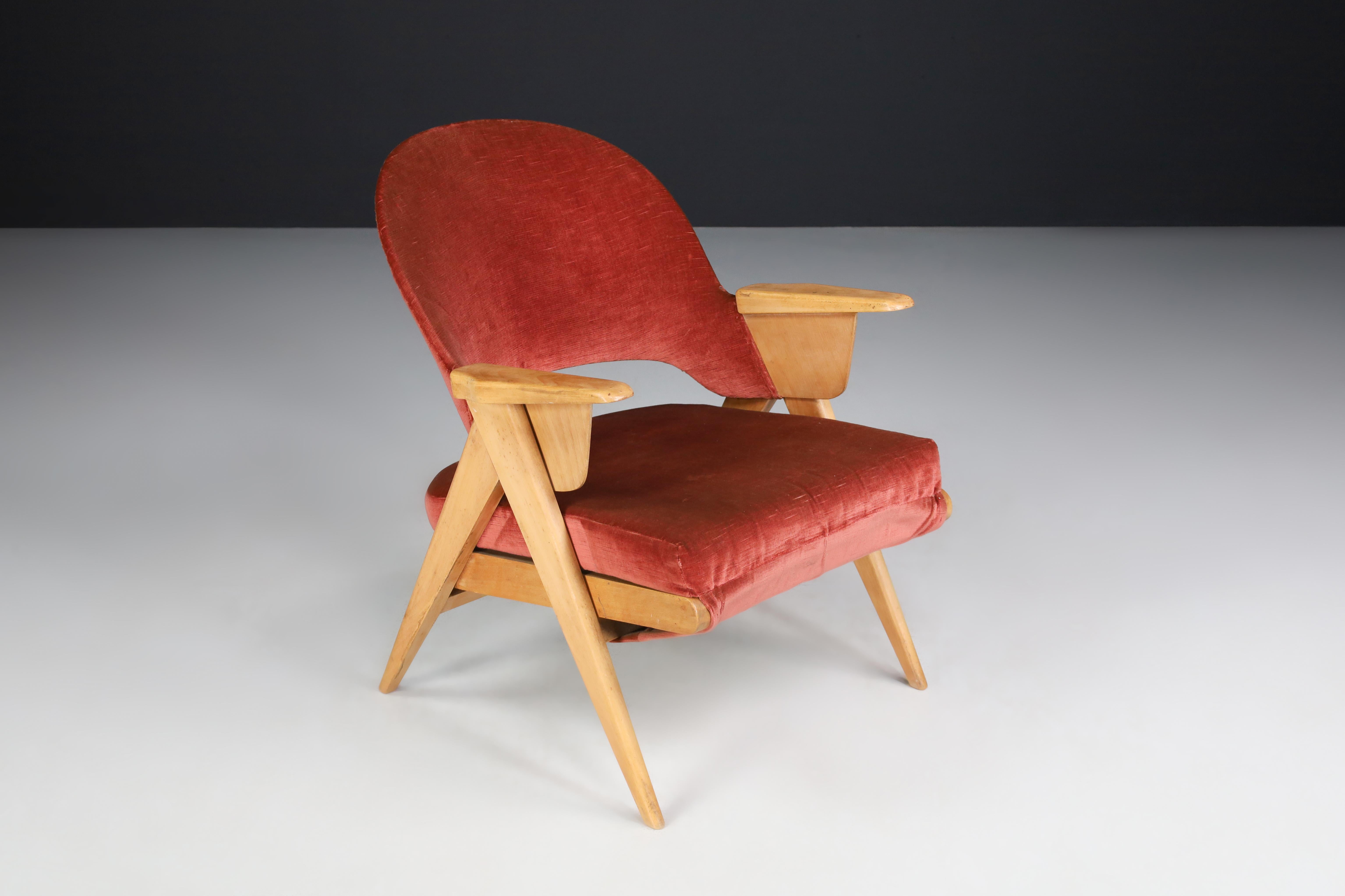 Mid-Century Modern Wood and Original Velvet Lounge Chair made in France, 1950s For Sale 4