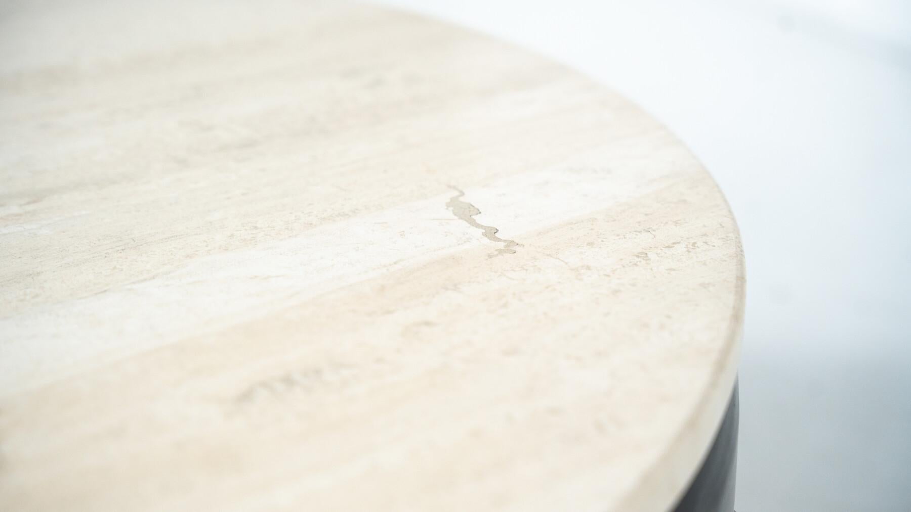 Milieu du XXe siècle Table basse en bois et travertin de style The Moderns, James Mont, années 1950 en vente