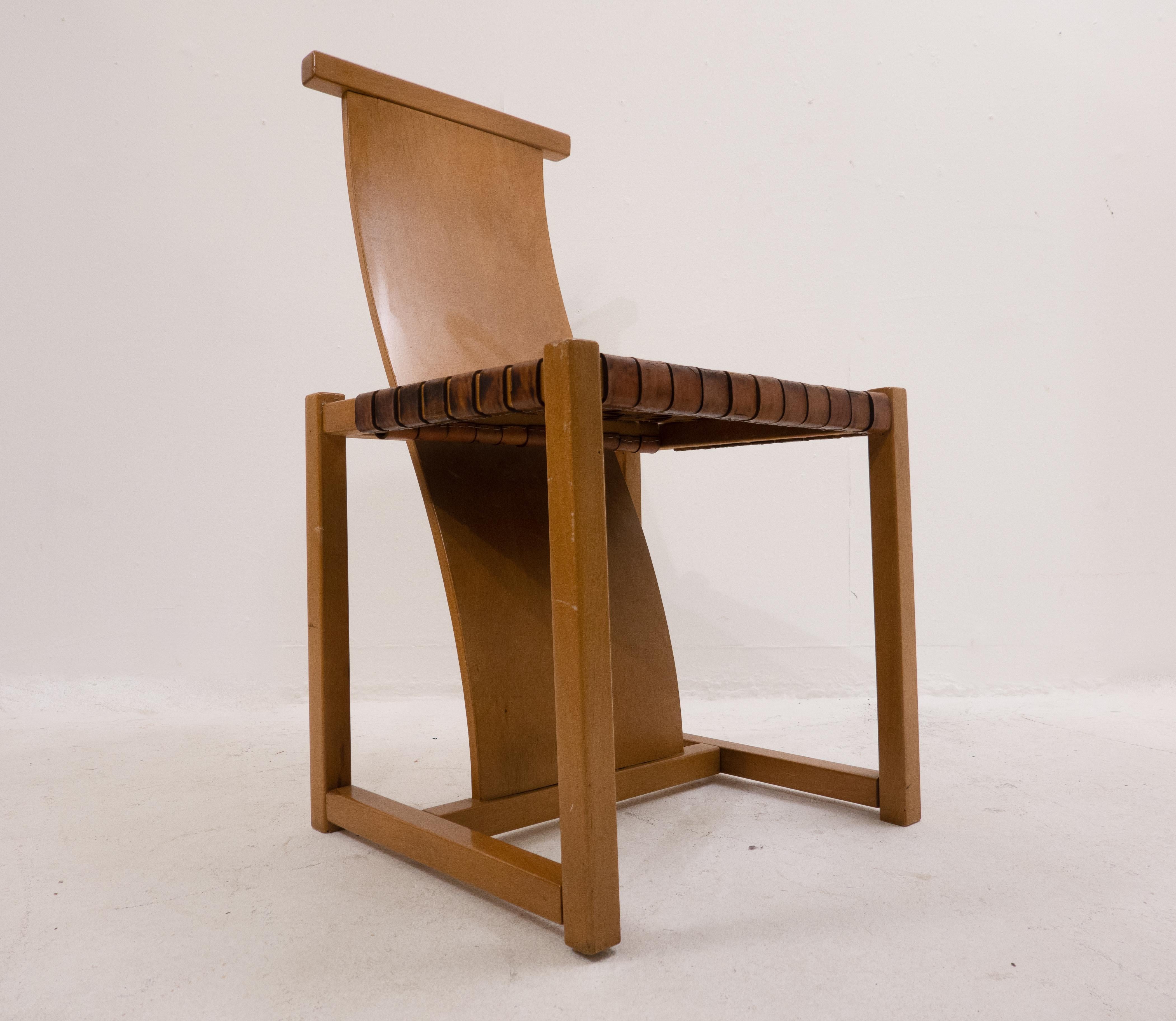 Mid-Century Modern Wood and Woven Leather Chair Attributed to Alvar Aalto, 1950 4