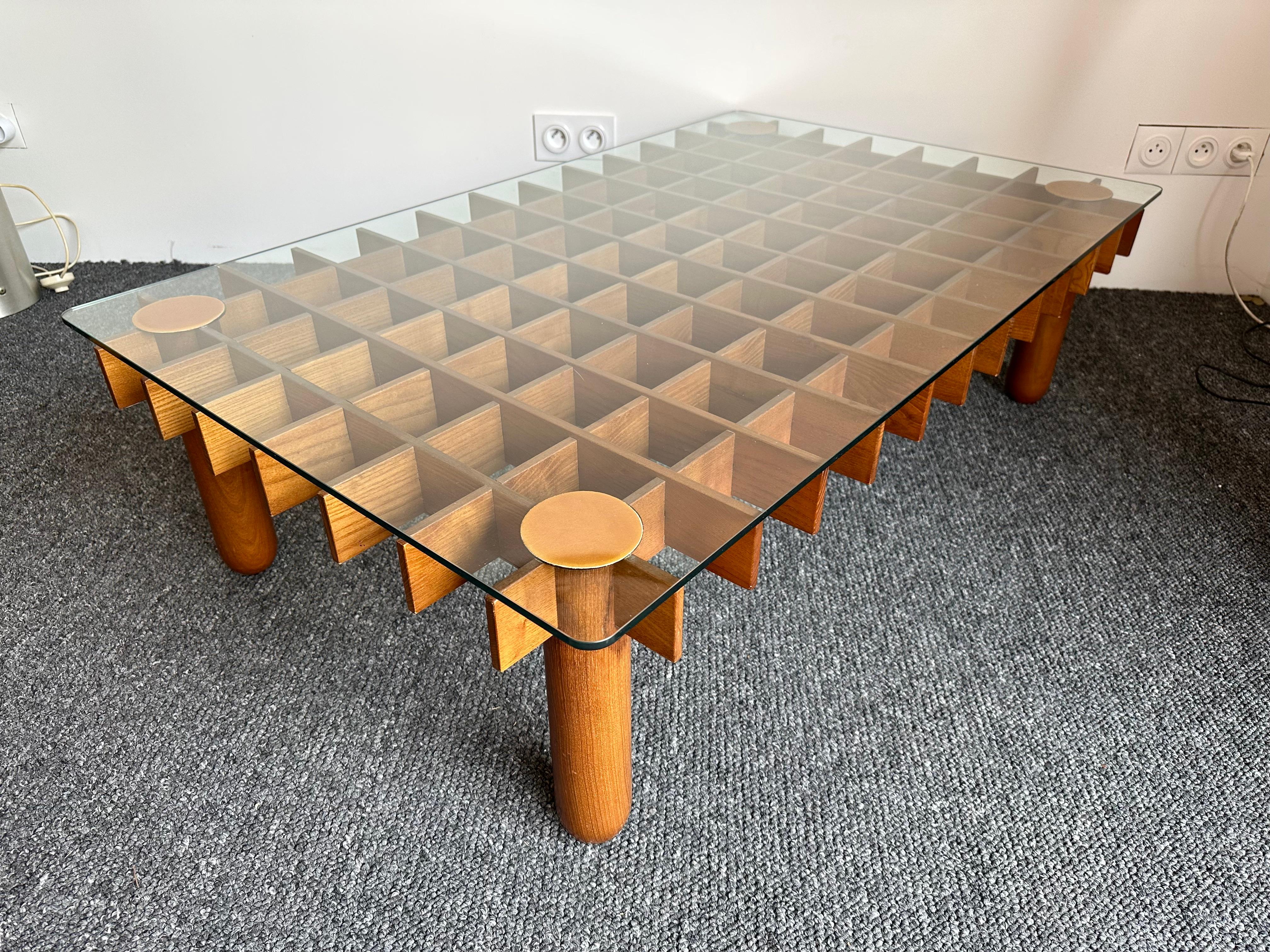 Mid-Century Modern Wood Coffee Table Italy, 1970s For Sale 5