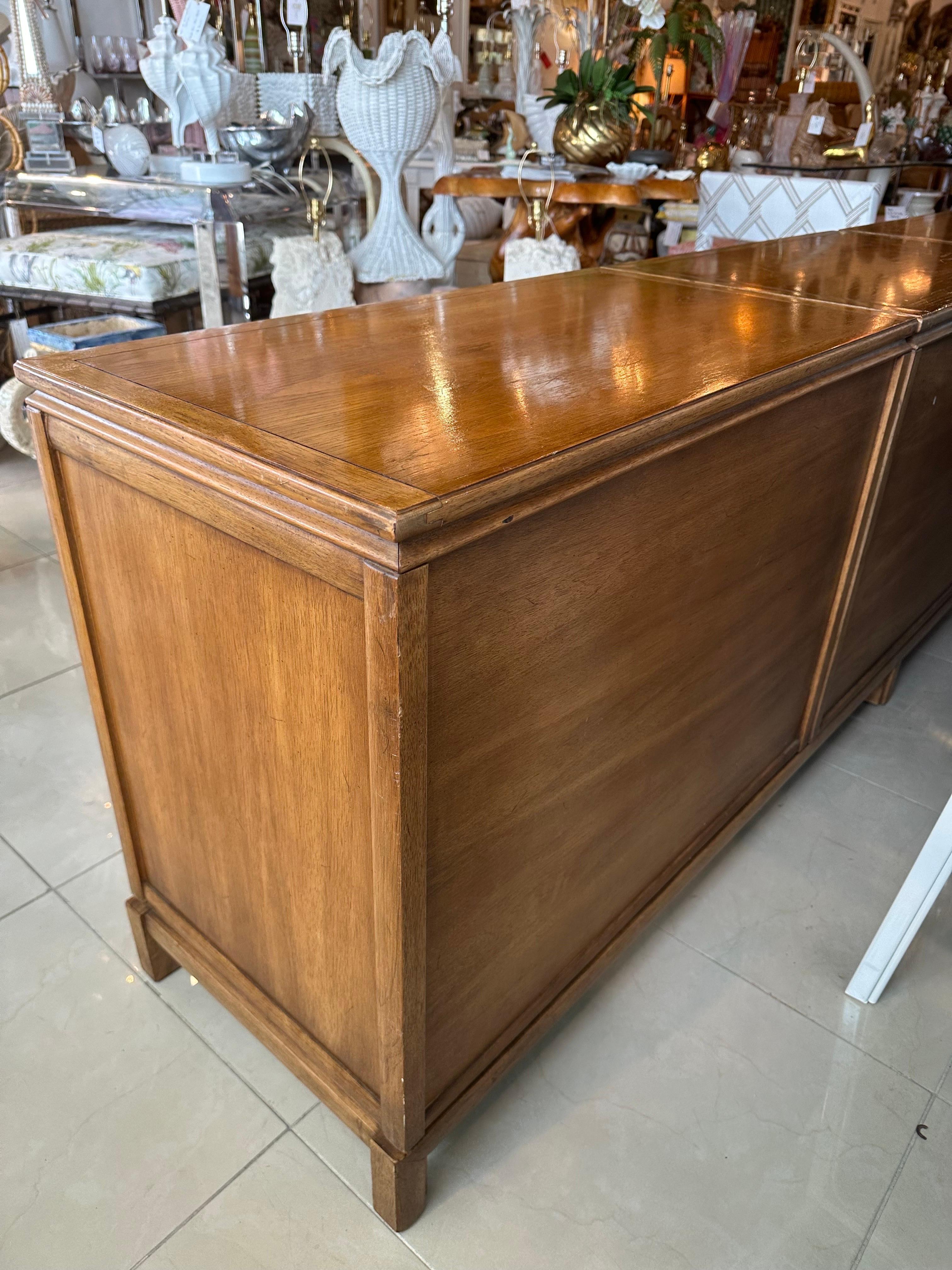 Mid Century Modern Wood Credenza Dresser Buffet Sideboard Tamerlane Thomasville  10