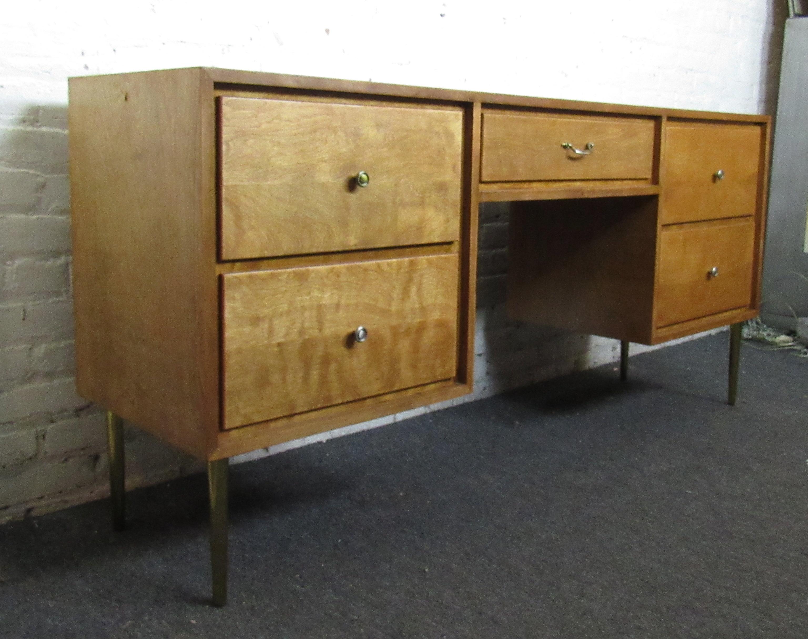 Mid-Century Modern Wood Desk with Brass Colored Legs In Good Condition In Brooklyn, NY