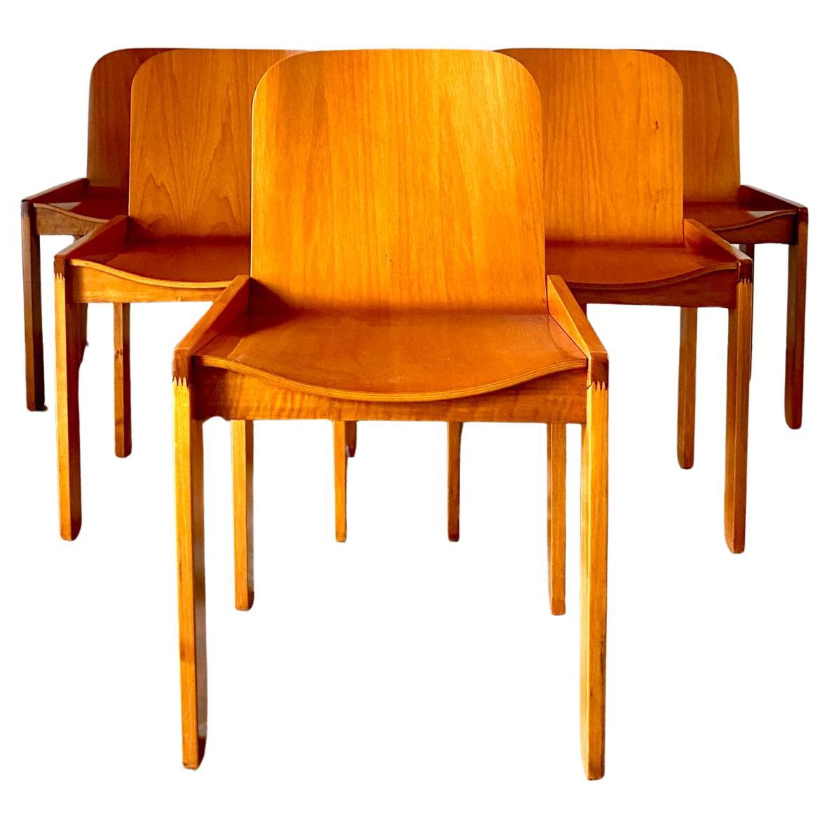 Mid Century modern wood dining chairs, Afra and Tobia Scarpa for Molteni, Italy  For Sale