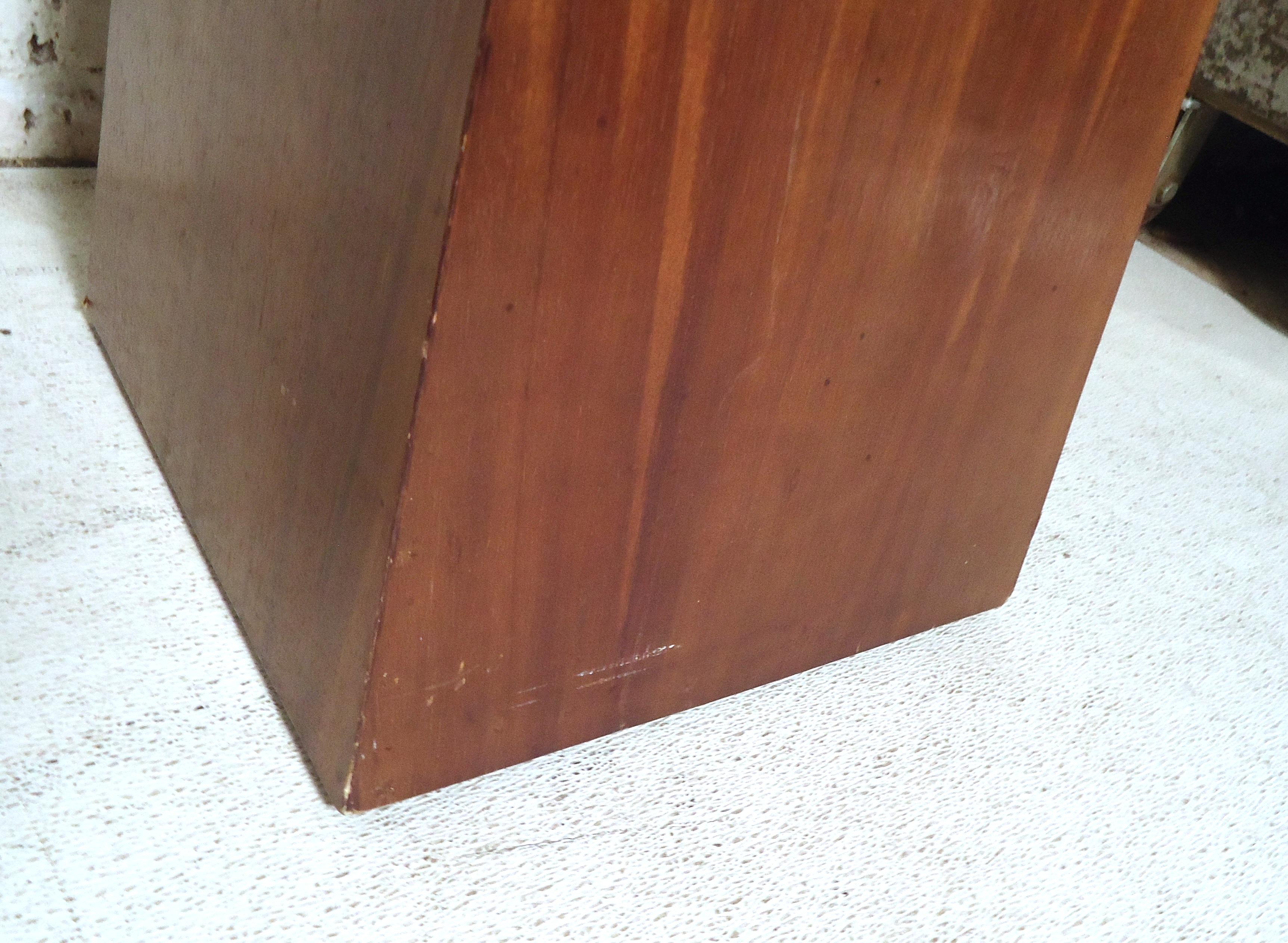 Mid-Century Modern Wood Pedestal 1