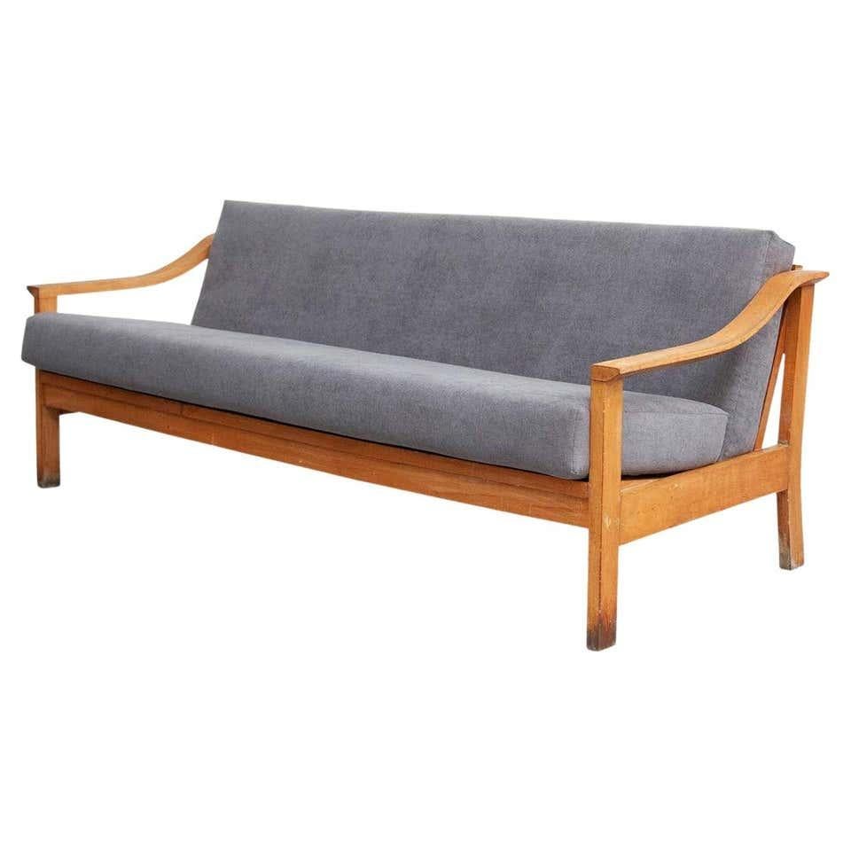 Mid-Century Modern Wood Scandinavian Sofa, circa 1950 For Sale 15