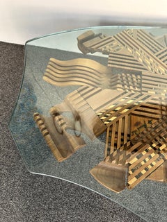 Moderner Couchtisch aus Holzskulptur aus der Mitte des Jahrhunderts von Gianni Arosio. Italien, 1990er Jahre