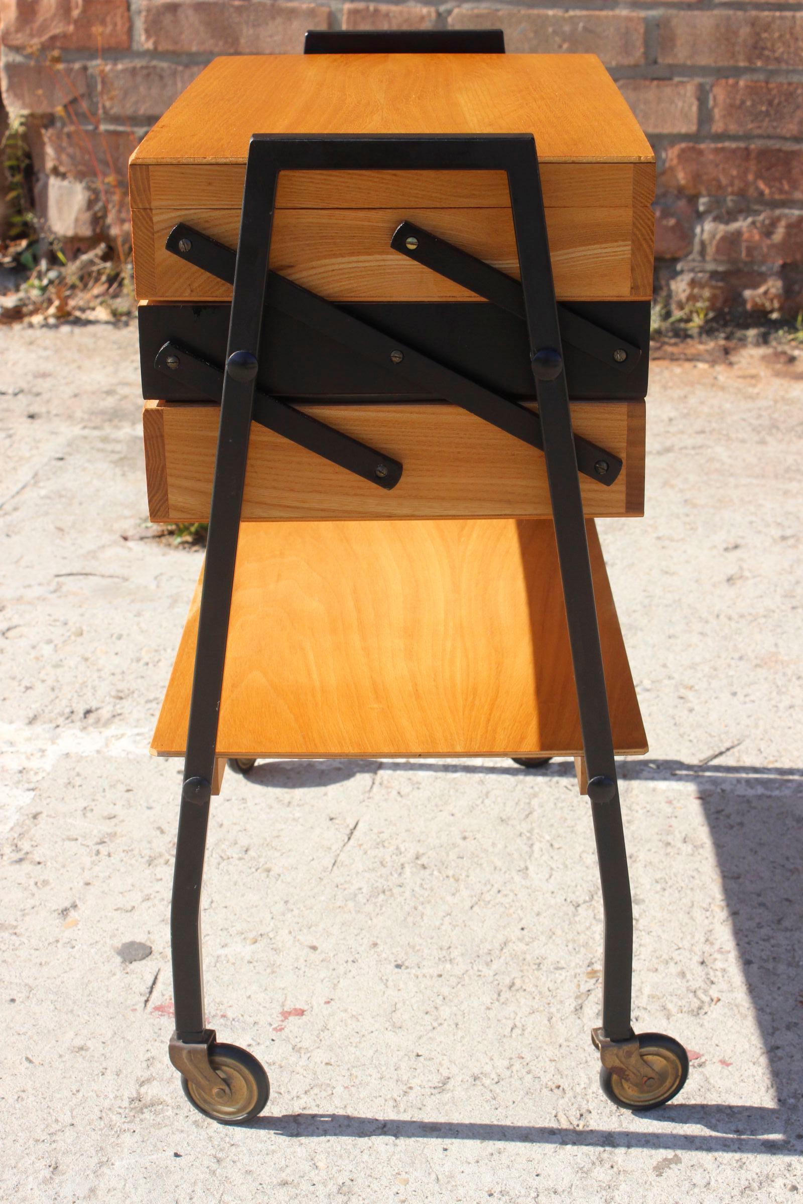 Mid-century modern wood & steel sewing side table  For Sale 5