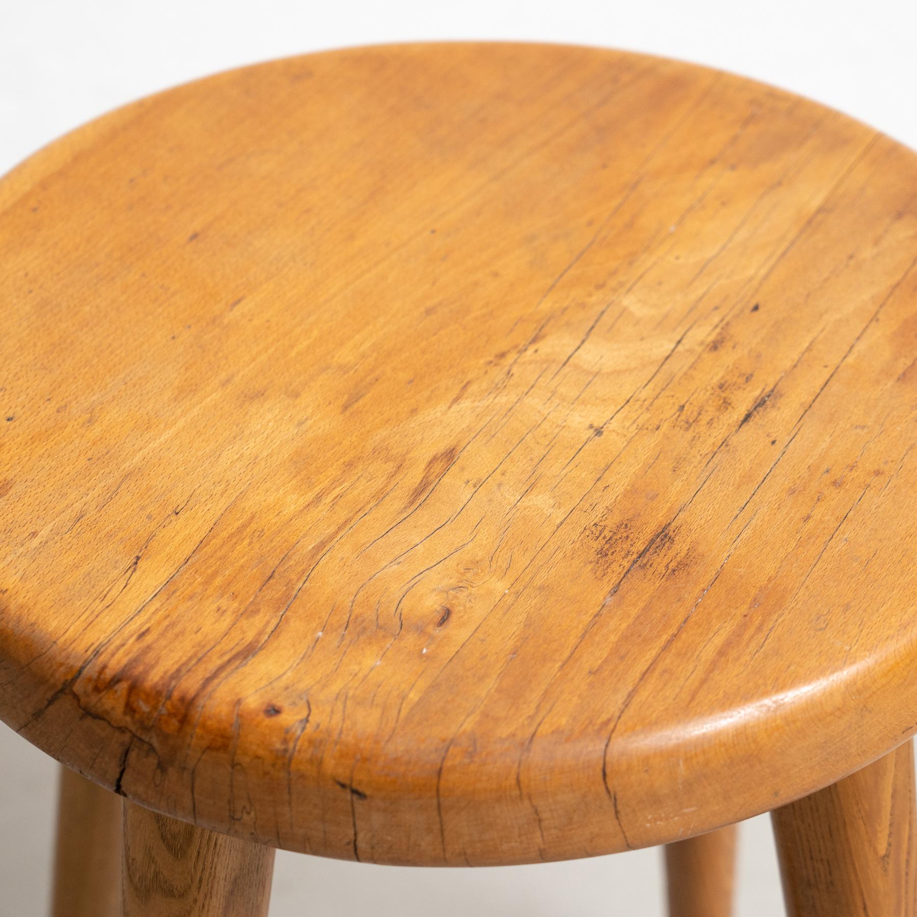 Table en Woods, d'après Charlotte Perriand, circa 1950, de style moderne du milieu du siècle dernier en vente 1
