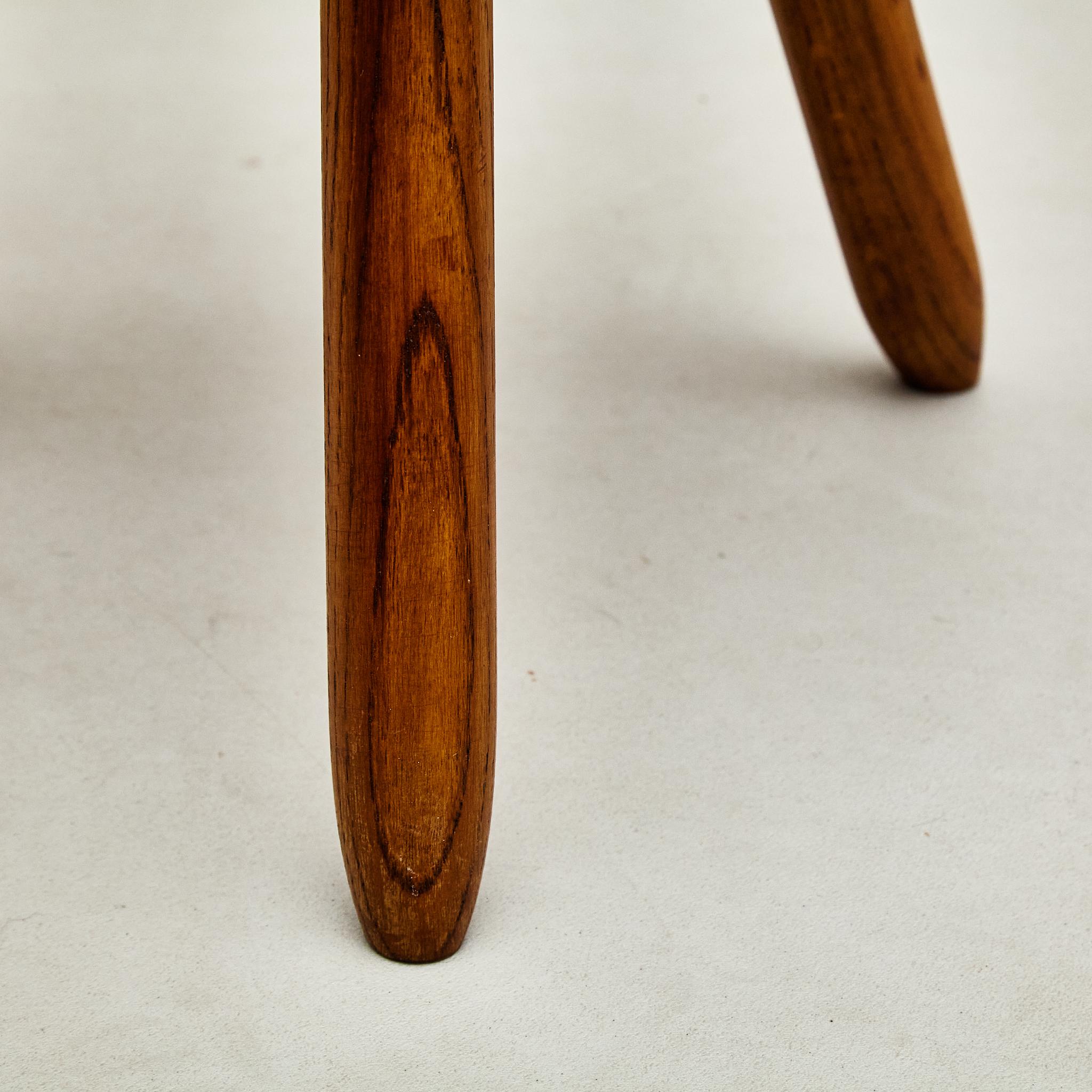 Mid-Century Modern Wood Tripod Stool in the Style of Charlotte Perriand For Sale 3