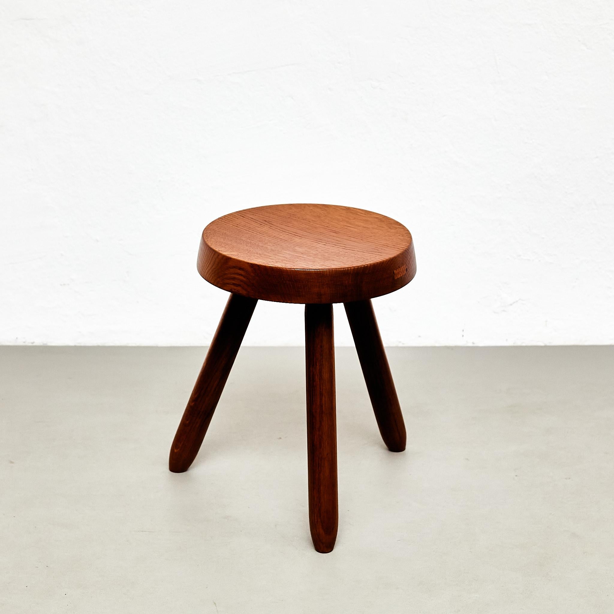 French Mid-Century Modern Wood Tripod Stool in the Style of Charlotte Perriand For Sale