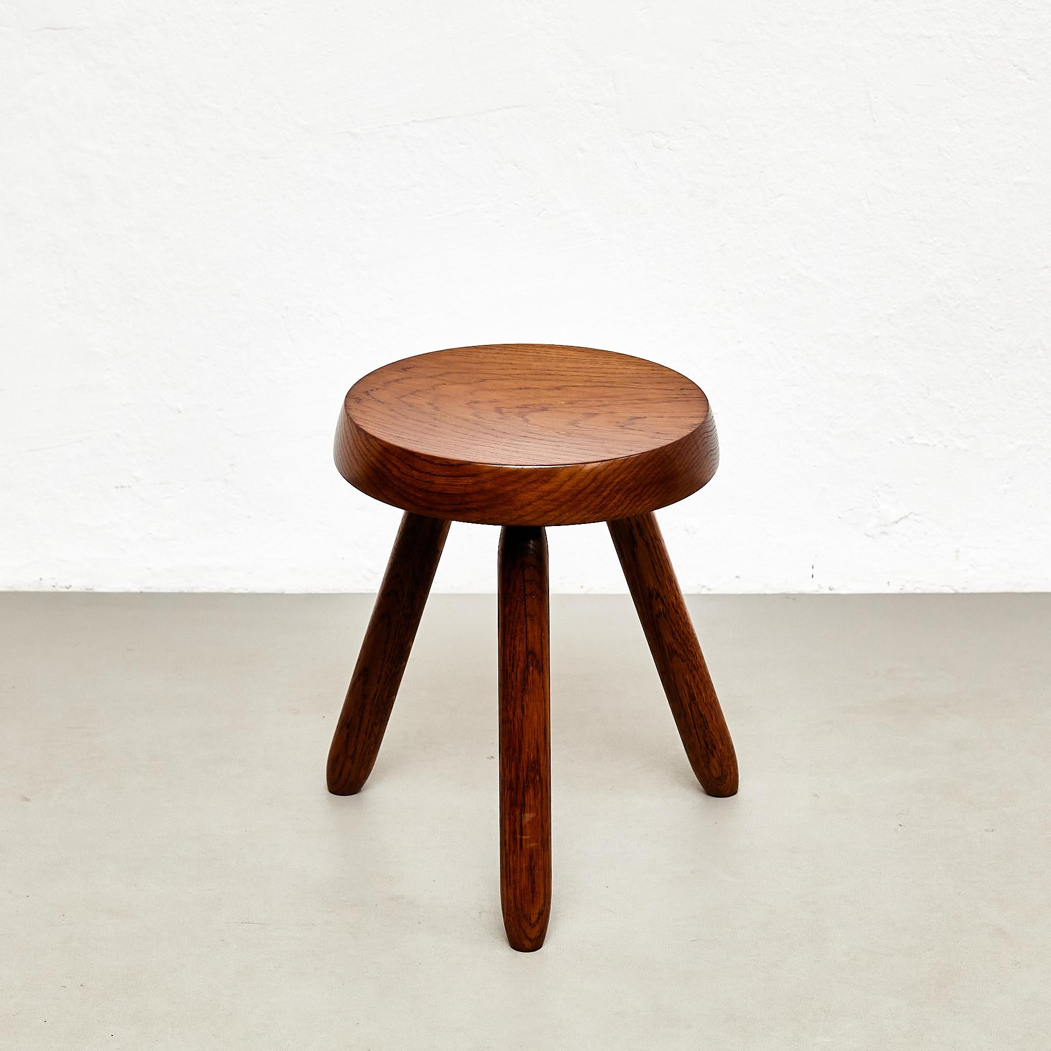 French Mid-Century Modern Wood Tripod Stool in the Style of Charlotte Perriand For Sale