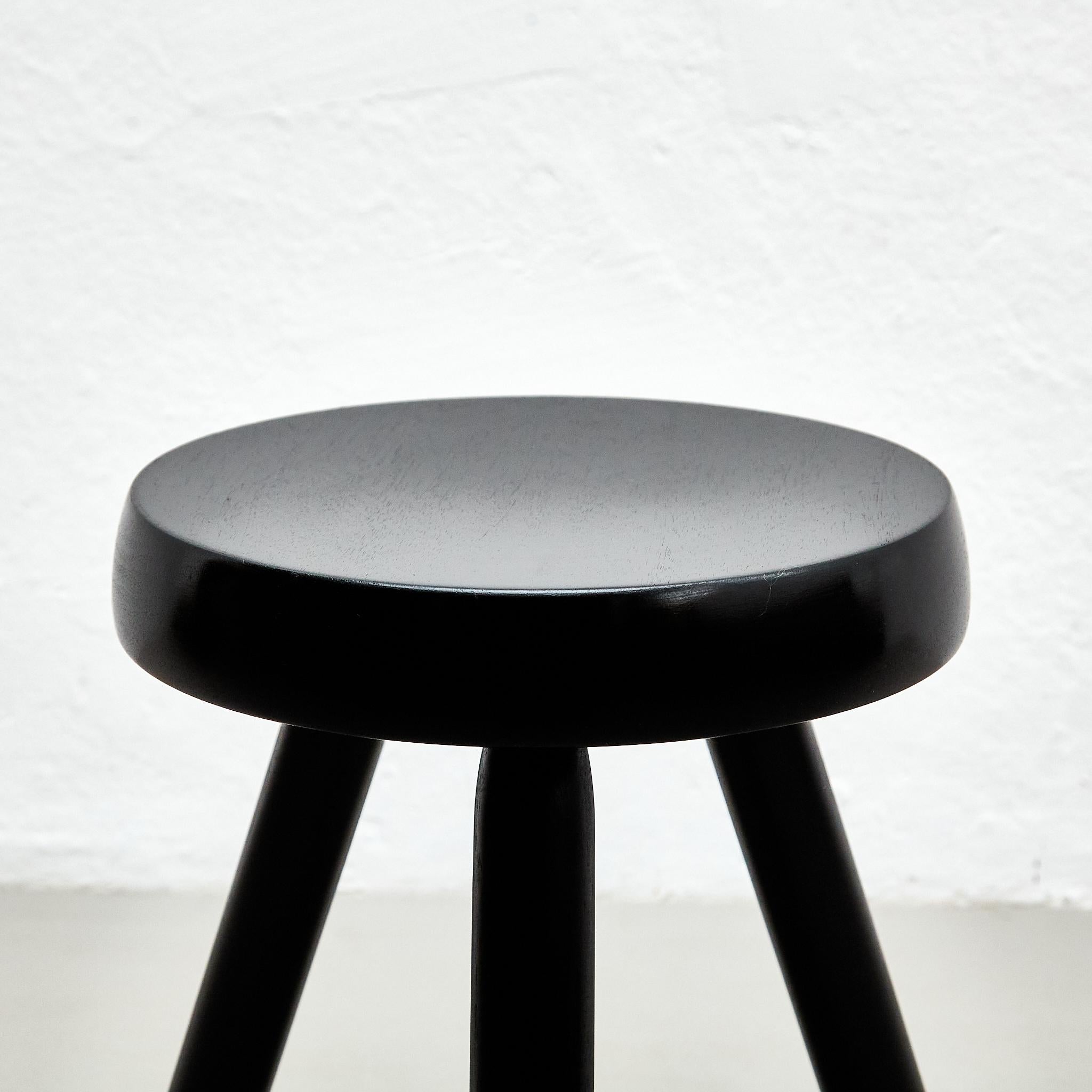 Mid-Century Modern Wood Tripod Stool in the Style of Charlotte Perriand For Sale 1