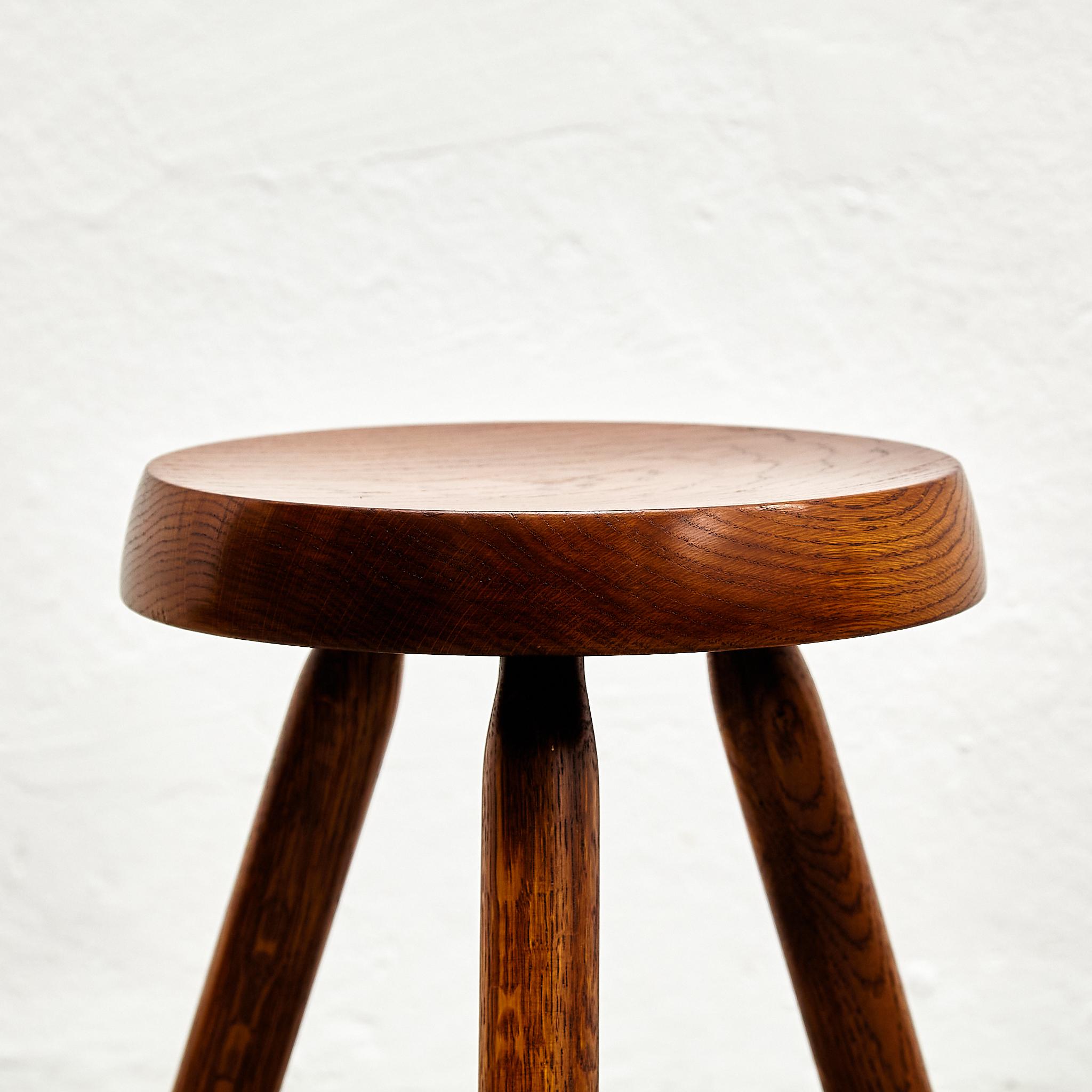 Mid-Century Modern Wood Tripod Stool in the Style of Charlotte Perriand For Sale 4