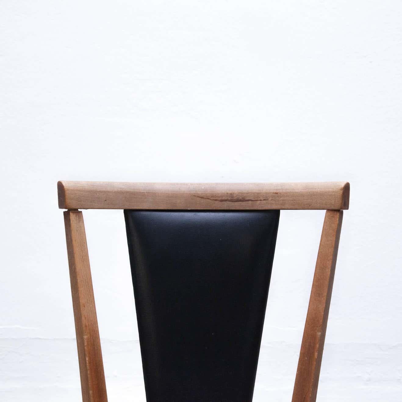 Mid-Century Modern Wood Vintage Chair, circa 1950 For Sale 2