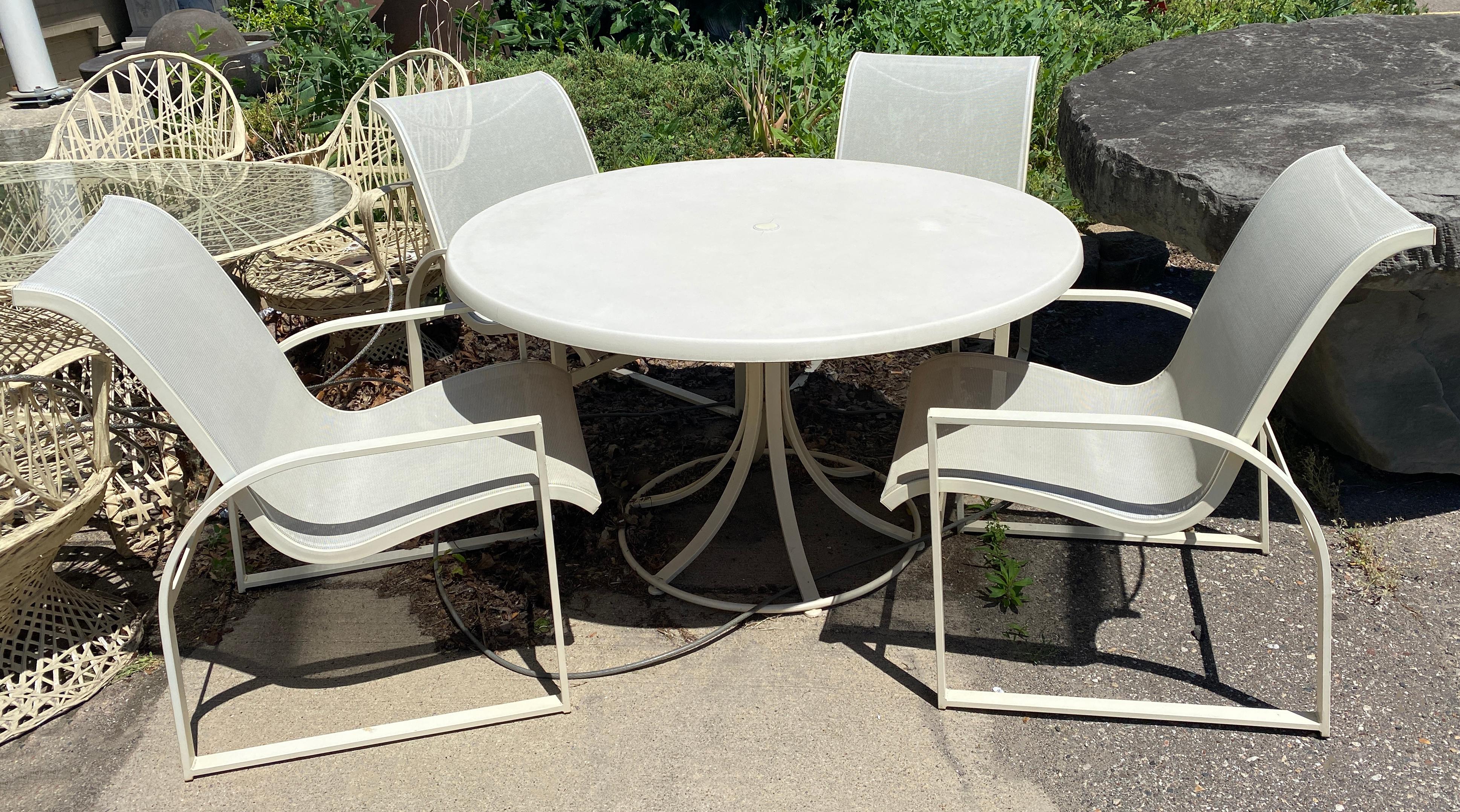 American Mid-Century Modern Woodard Margarita Patio Dining Set Table 4 Curved Chairs