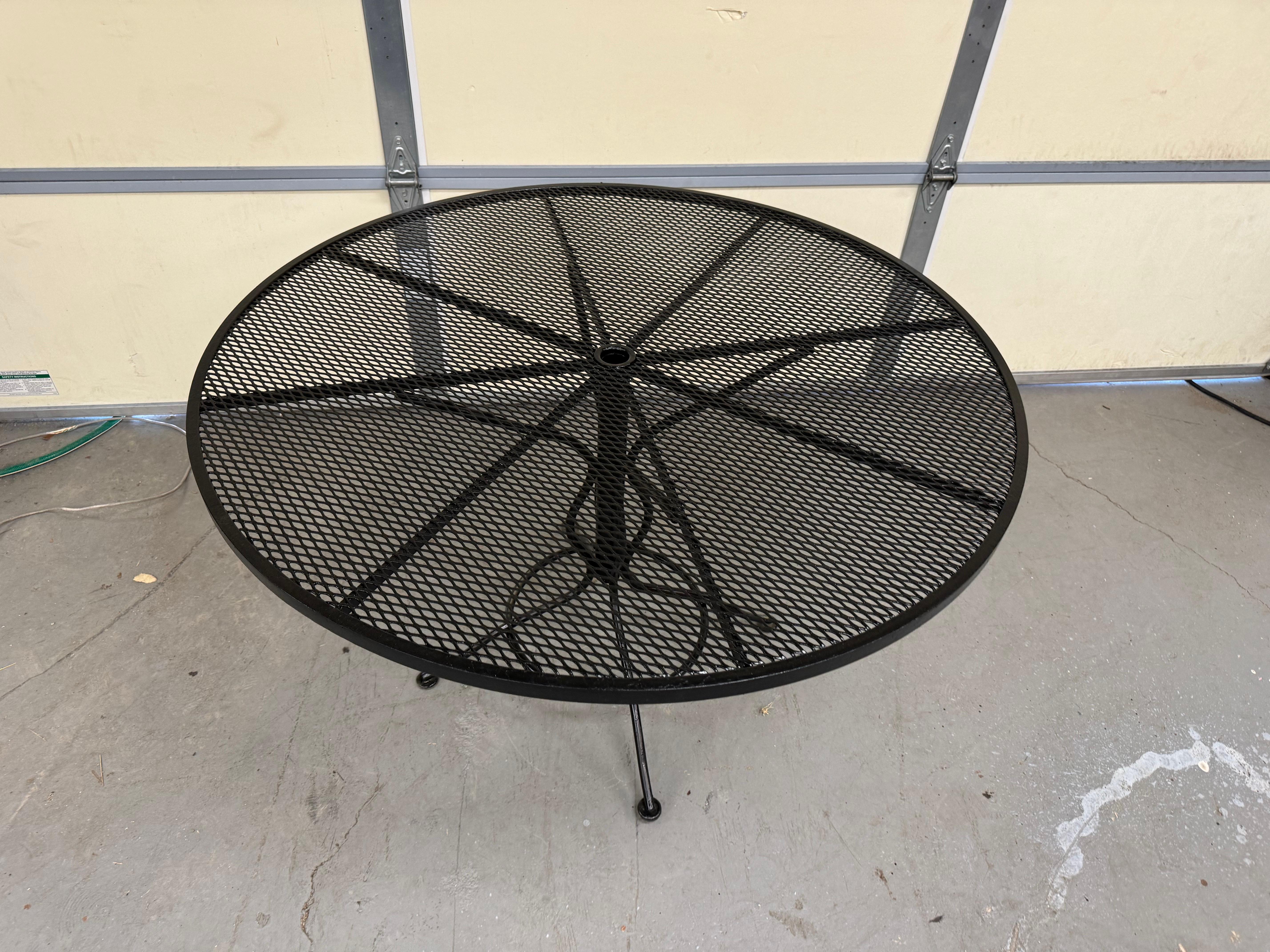 American Mid-Century Modern Woodard Outdoor  Iron 48