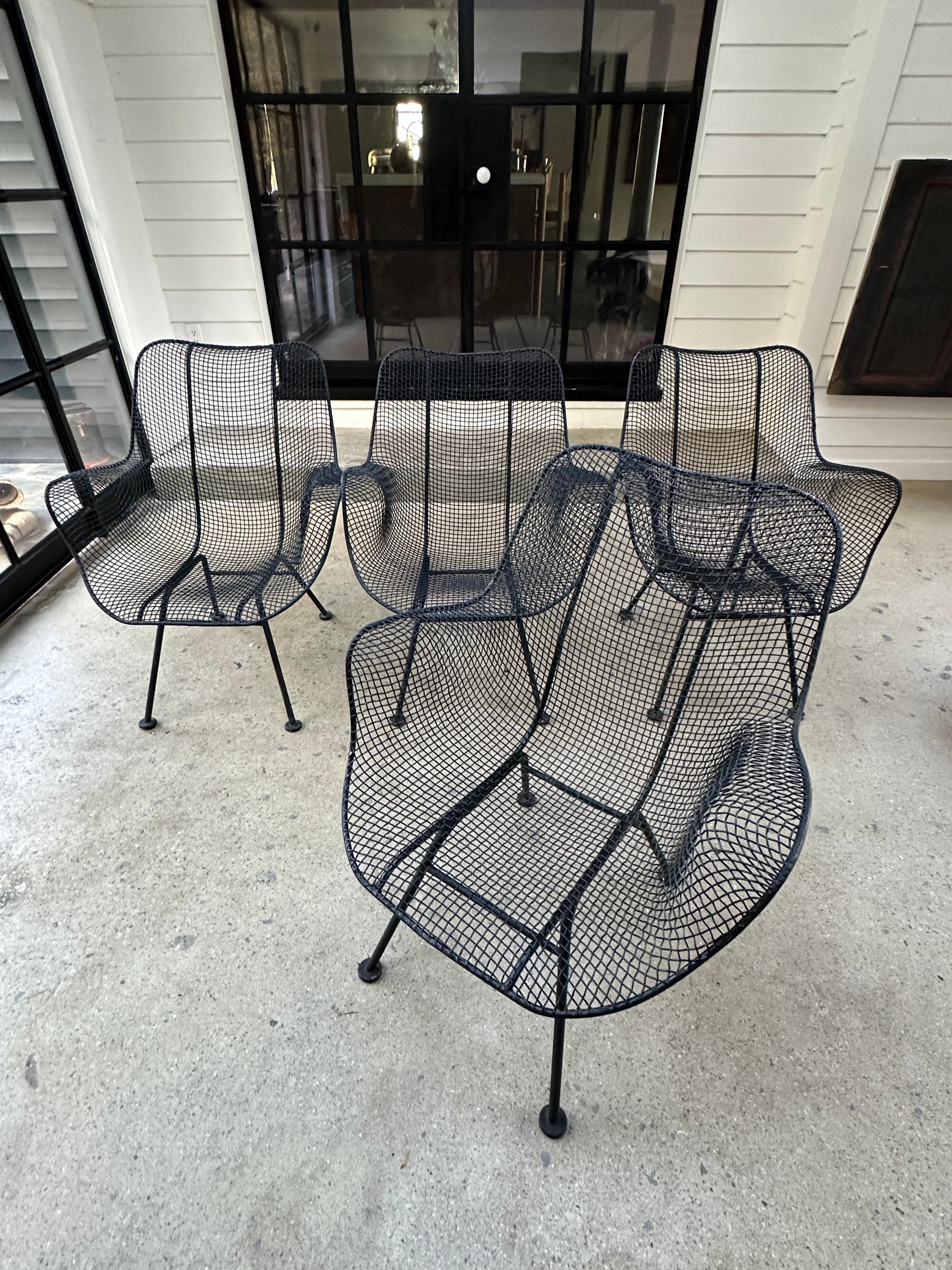 Mid-Century Modern Woodard Sculptura Patio Dining Chairs, set of 4 In Excellent Condition For Sale In Asheville, NC
