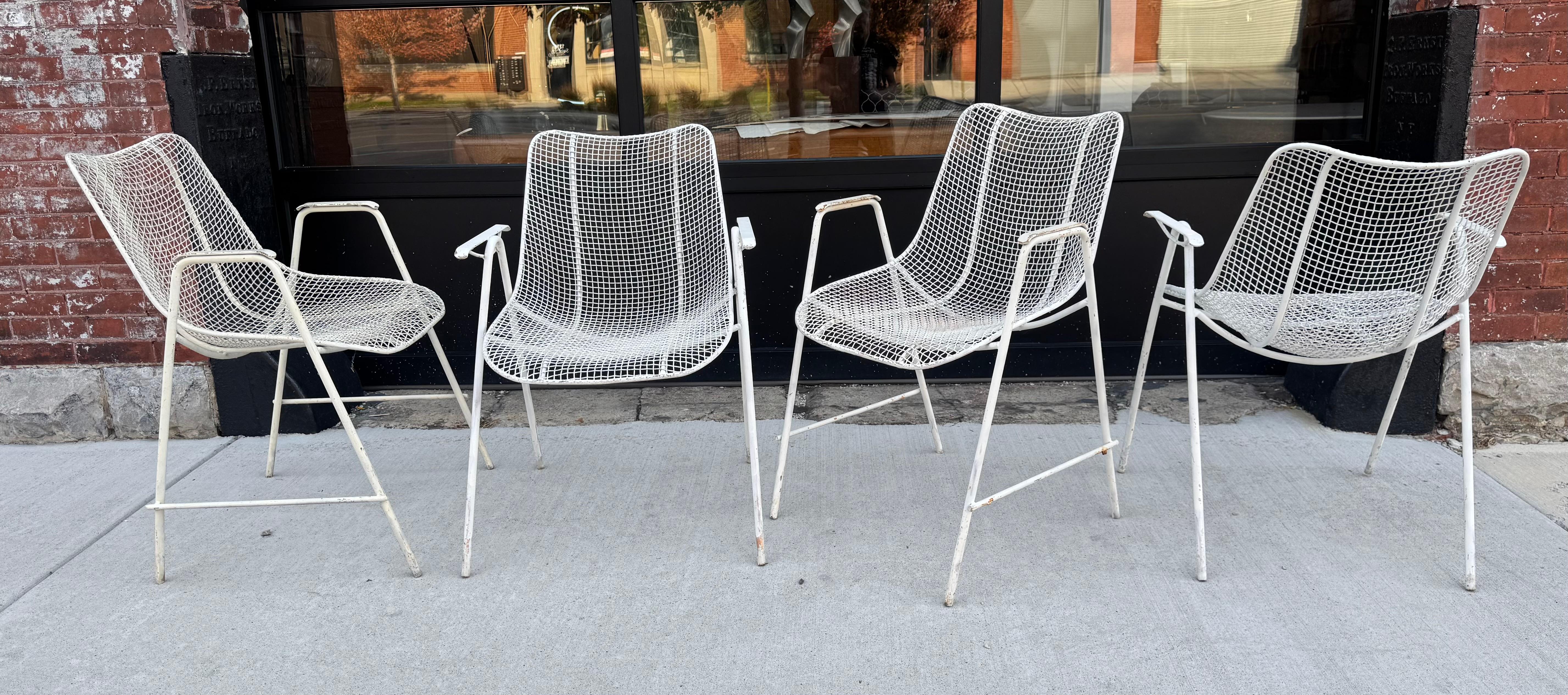 Poltrone scultoree Woodard di metà secolo, design raro, set di quattro sedie in vendita 1