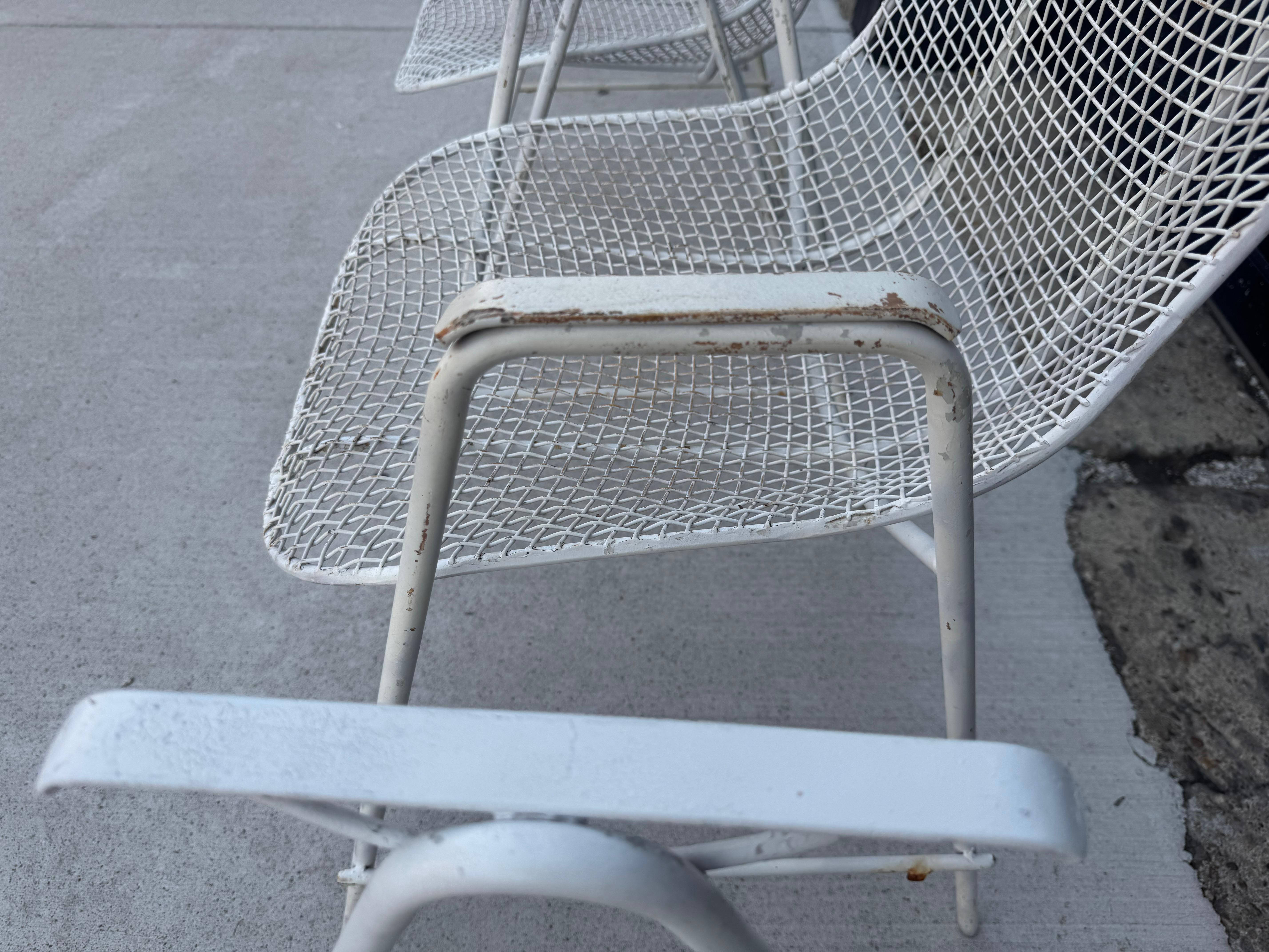 Poltrone scultoree Woodard di metà secolo, design raro, set di quattro sedie in vendita 2