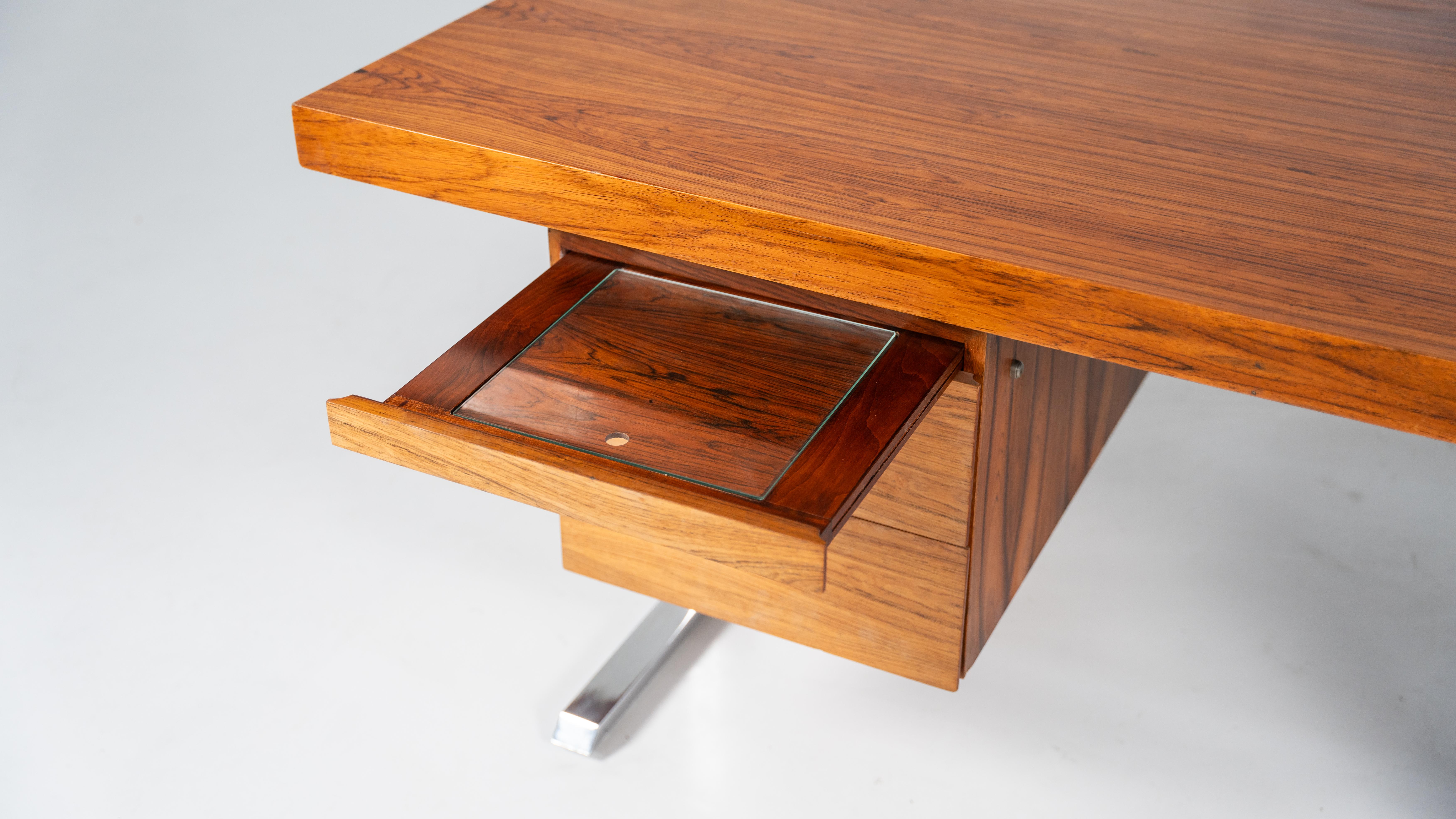 Mid-Century Modern Wooden and Chrome Desk, Italy, 1970s 5