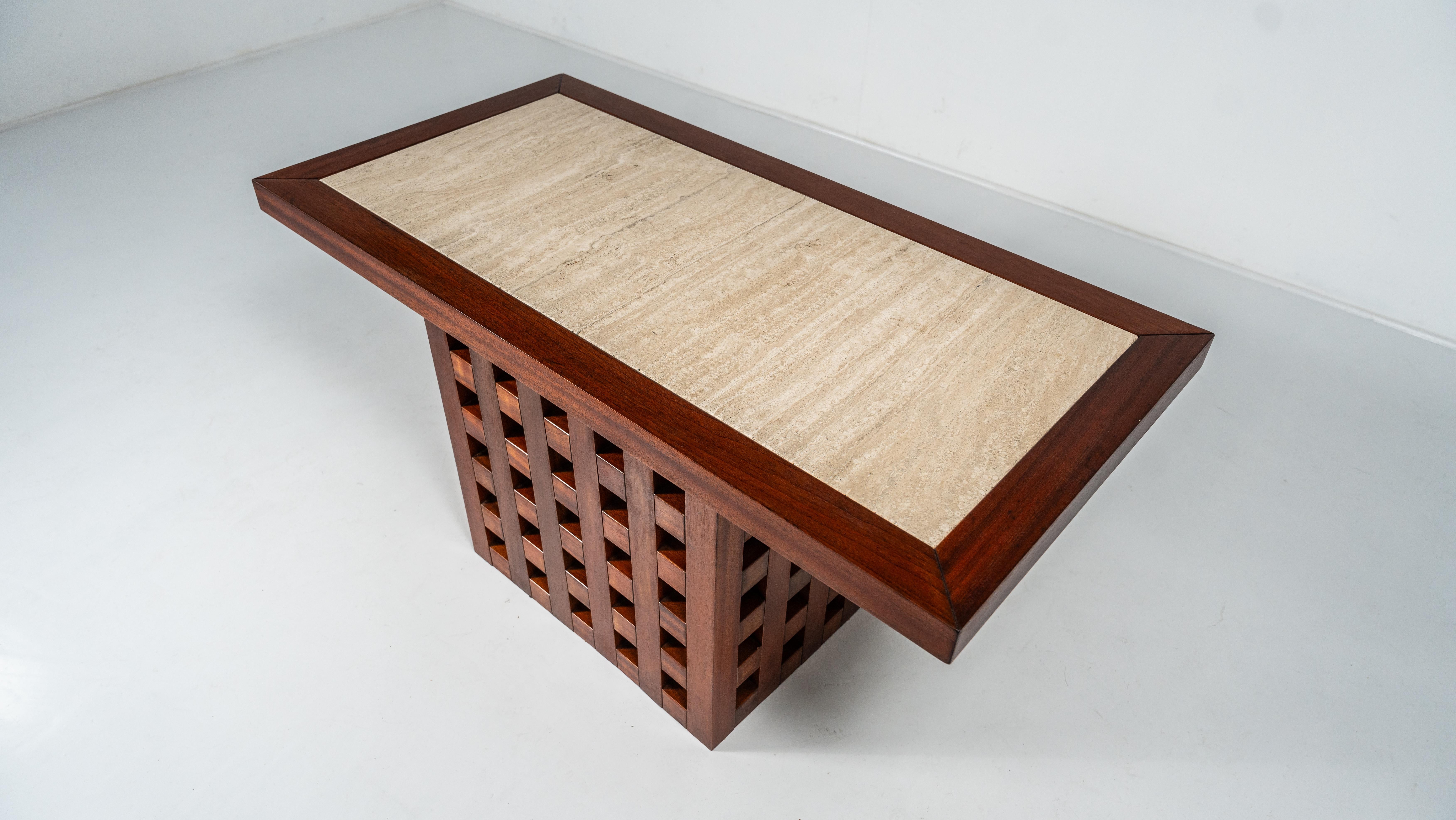 Moderner Tisch/Konsole aus Holz und Travertin aus der Mitte des Jahrhunderts, Italien, 1970er Jahre im Angebot 2
