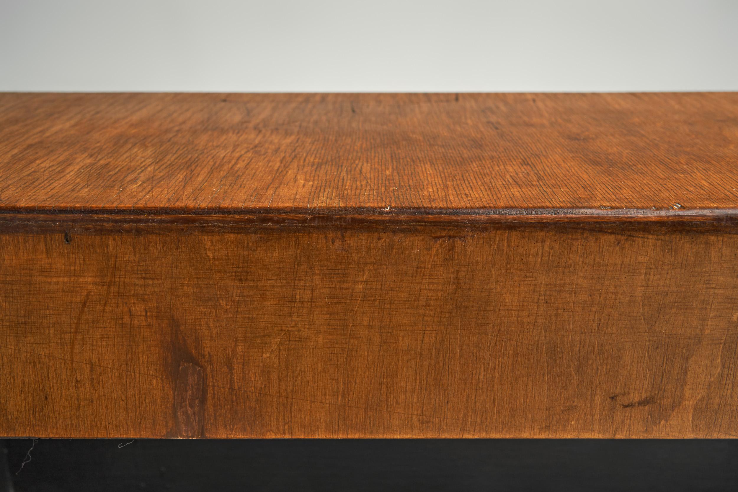 Banc en bois moderne du milieu du siècle, Europe, vers 1950 en vente 2