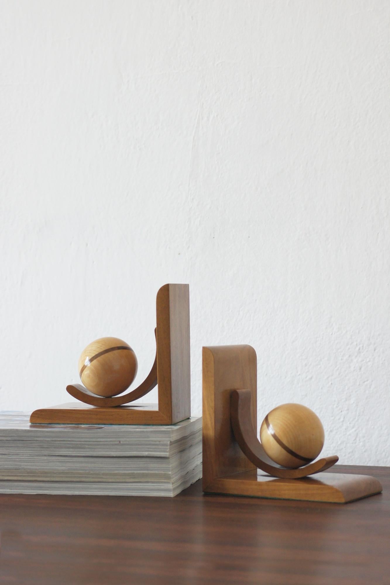 Art Deco Mid-Century Modern Wooden Bookends, 1940s, Set of 2 For Sale
