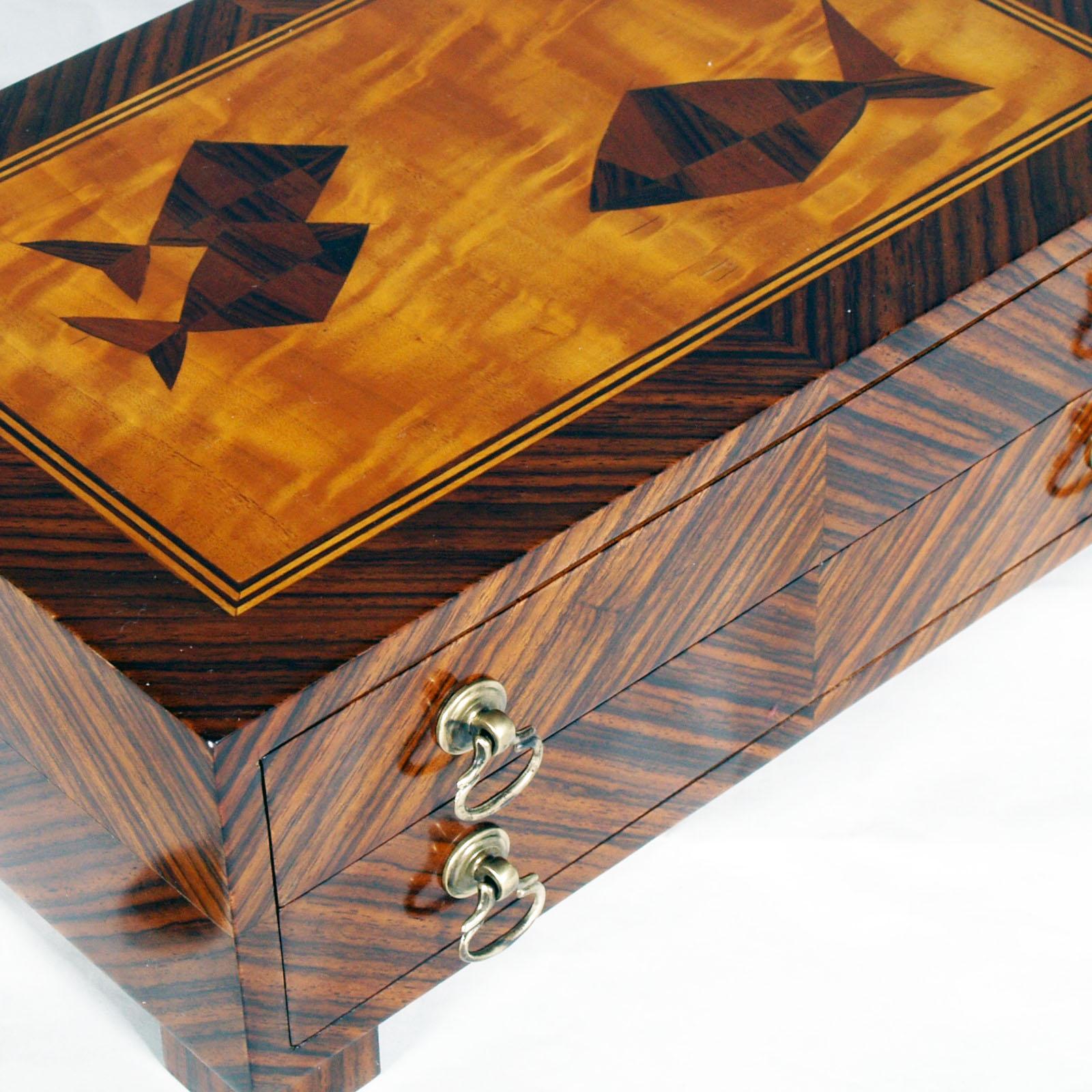 Italian Early 20th Century Wooden Box Macassar Ebony venered for Jewelry Cantù atributet