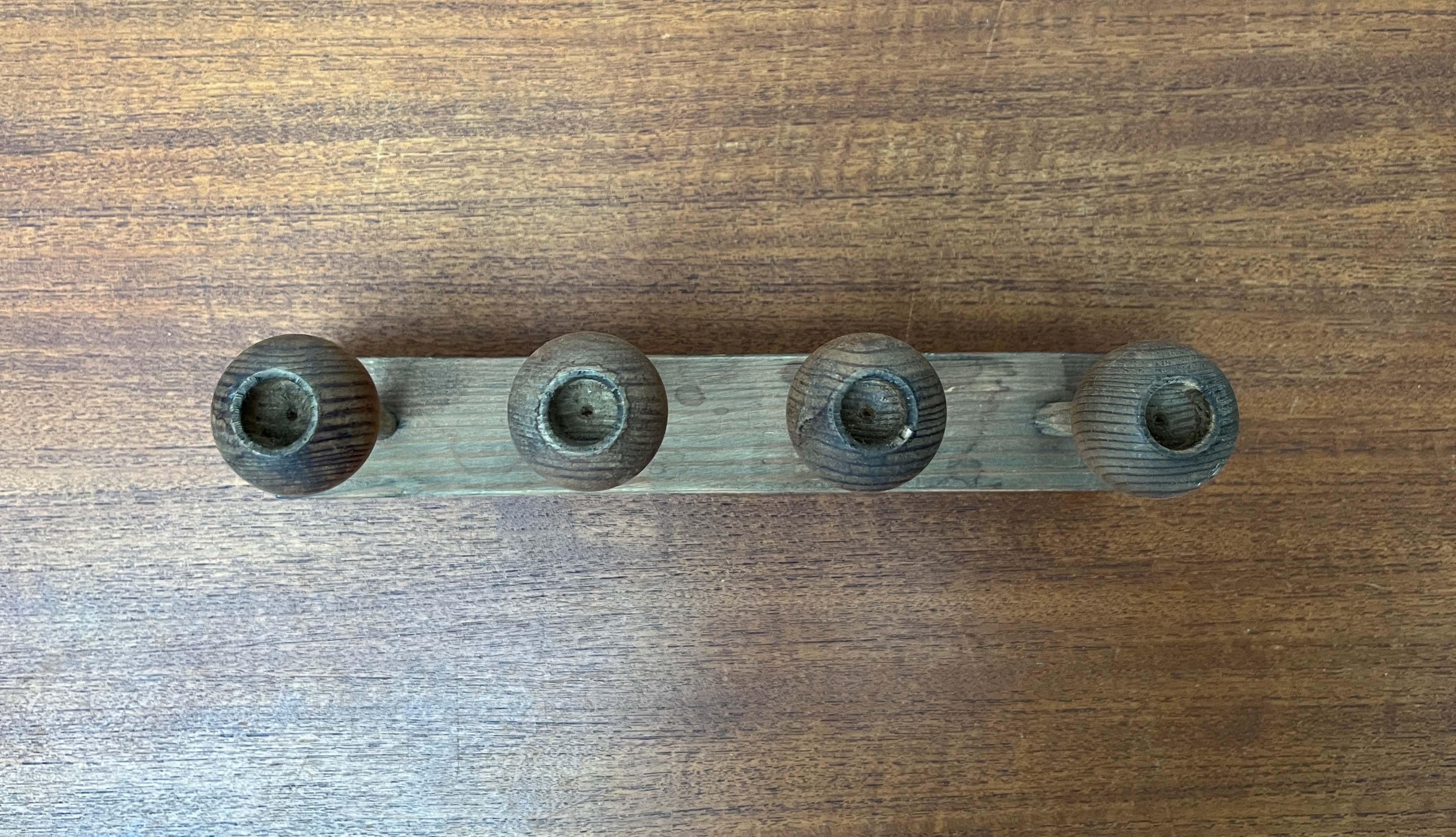 Portacandele in legno della modernità di metà secolo di Aarikka, anni '60 in vendita 6