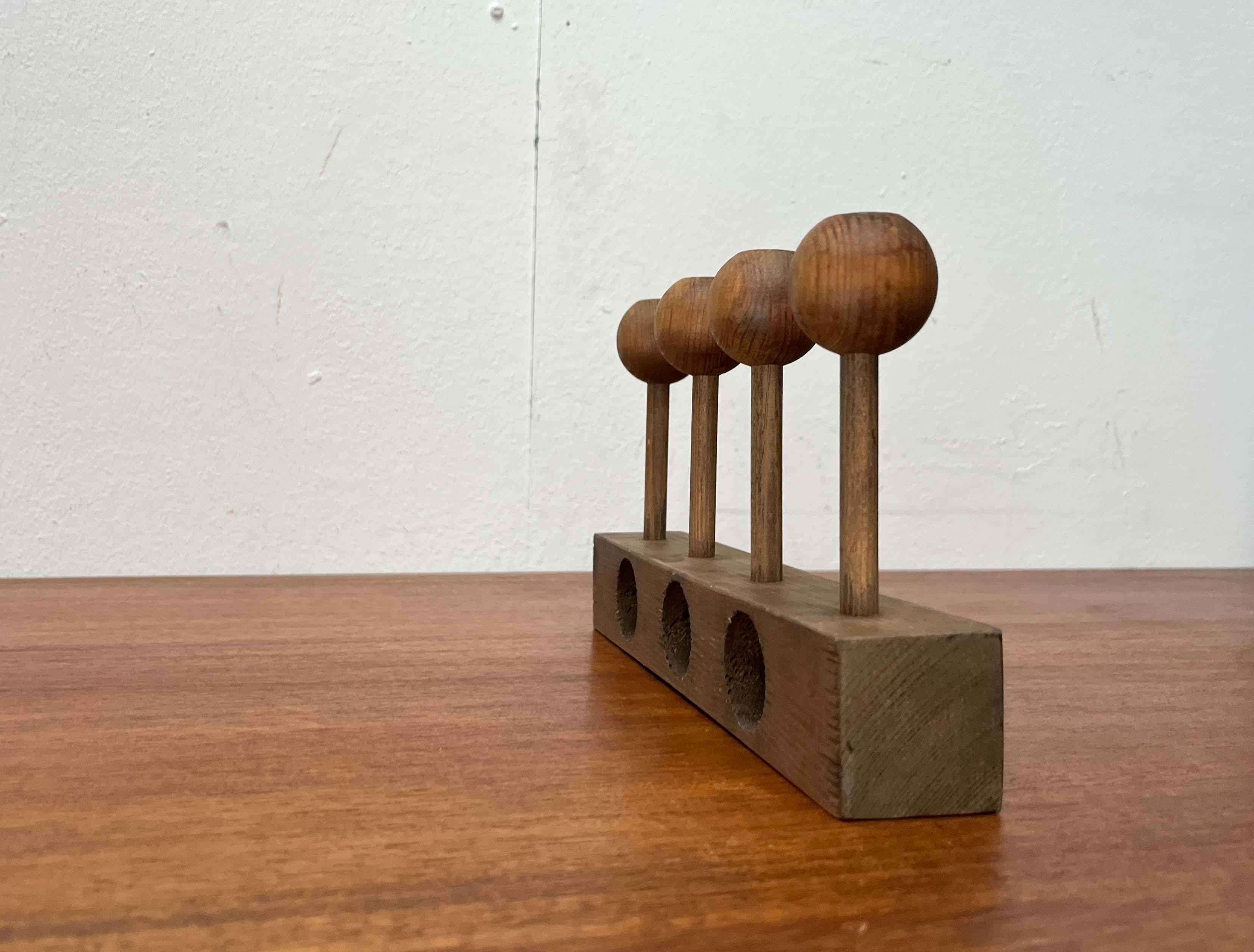 Portacandele in legno della modernità di metà secolo di Aarikka, anni '60 In condizioni buone in vendita a Hamburg, DE